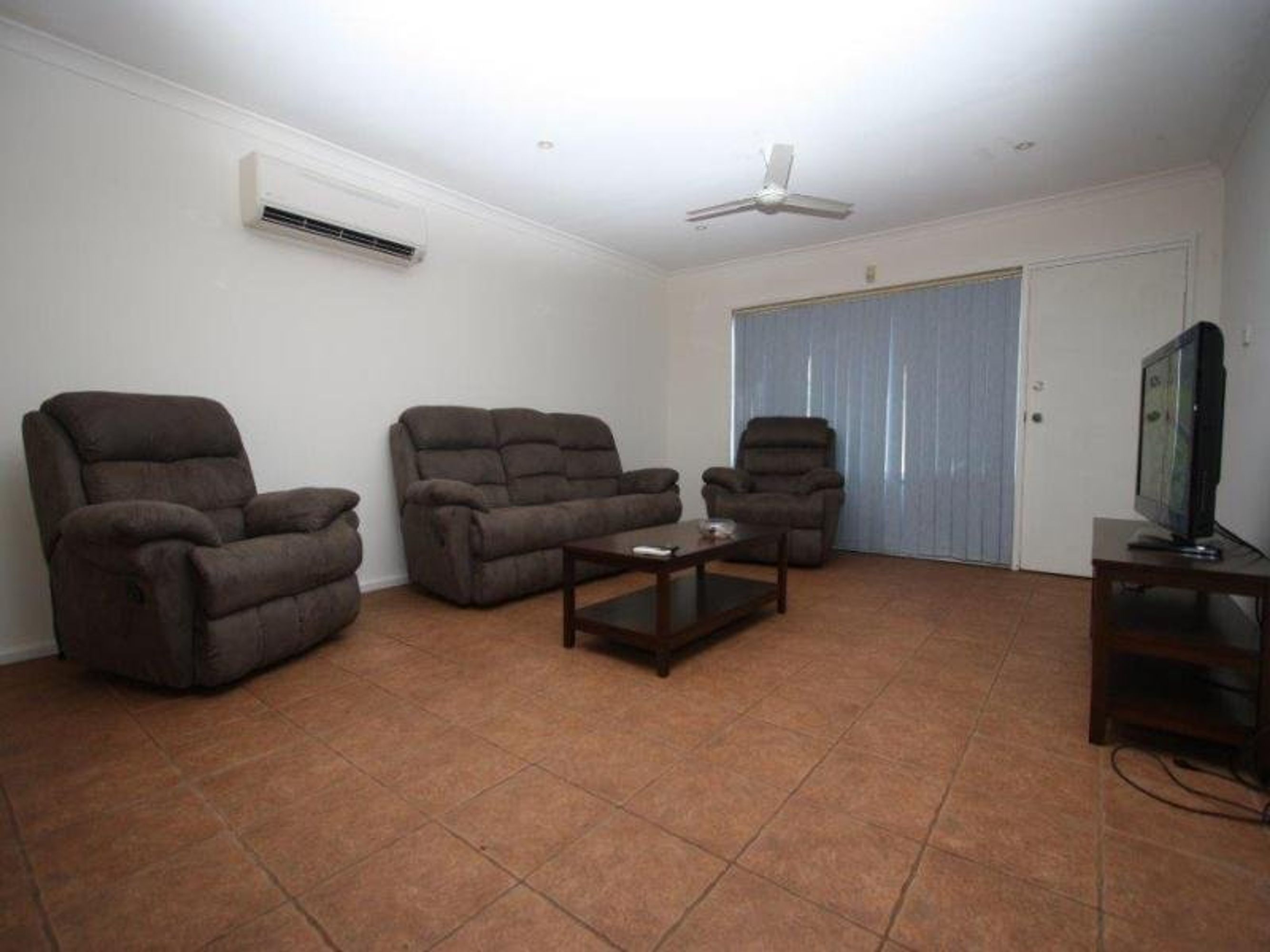 1 Draper Place, South Hedland, WA 6722, South Hedland - Thumbnail 4