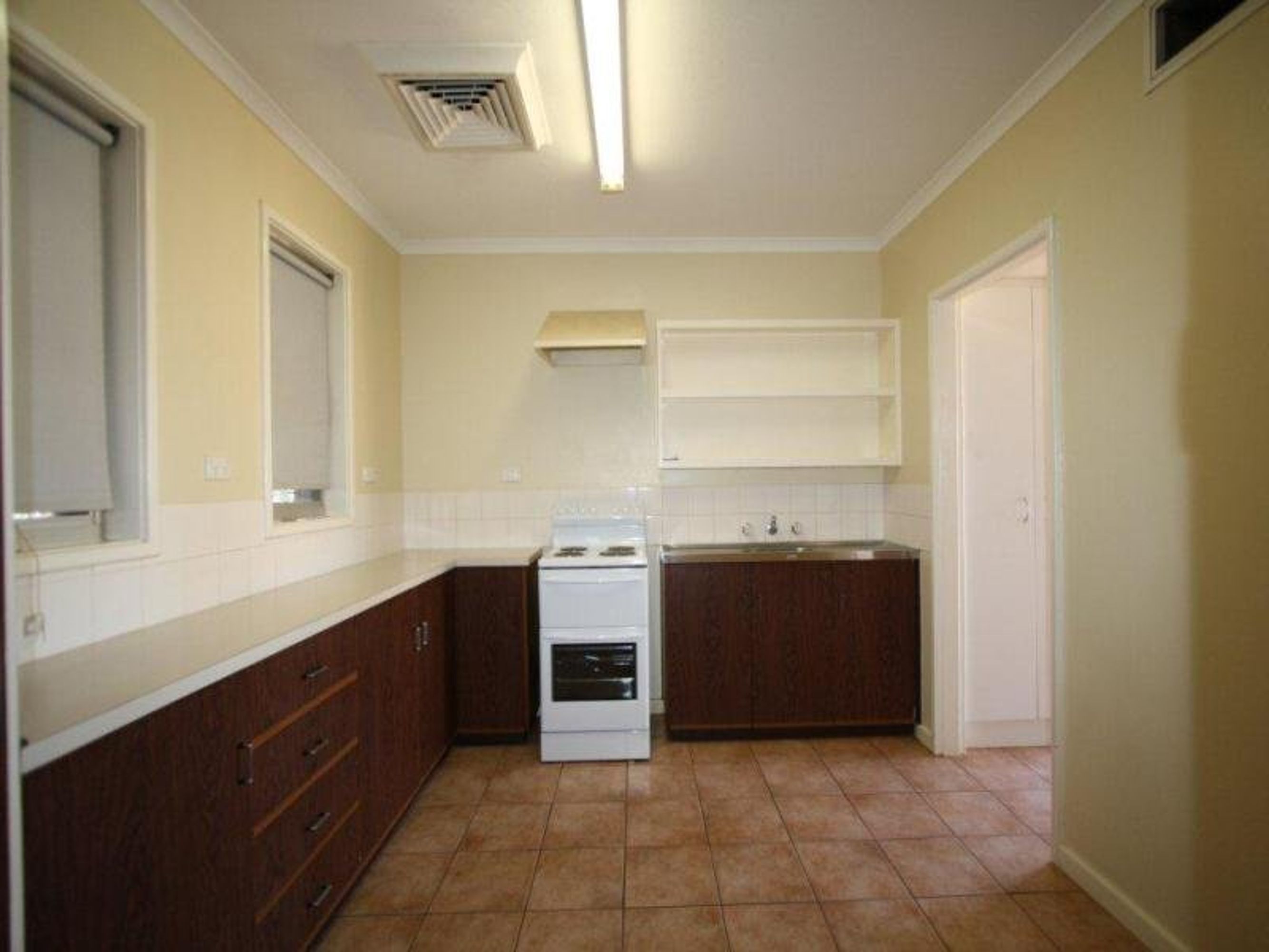 11 Chintabell Way, South Hedland, South Hedland - Thumbnail 3