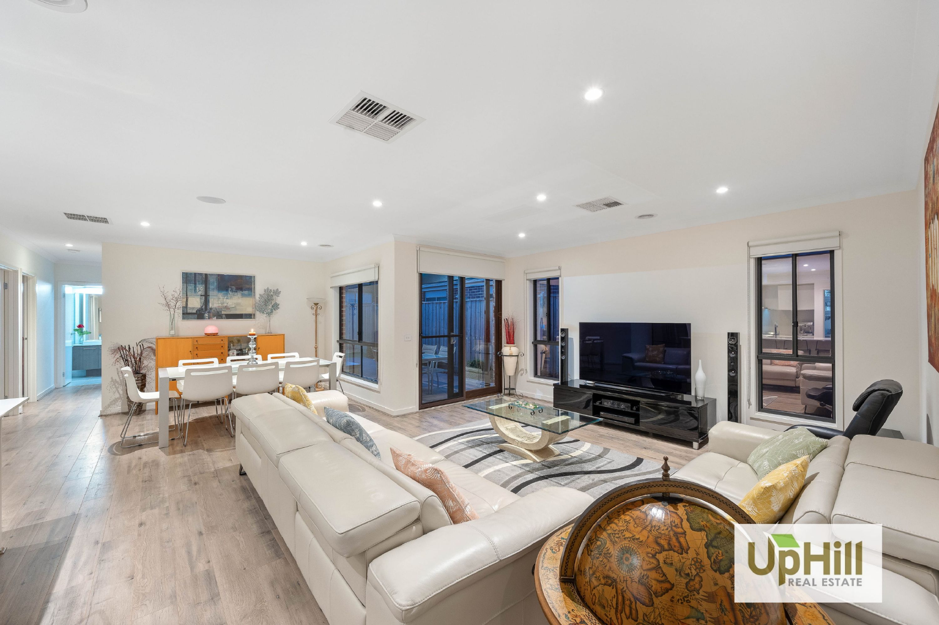 10 Everard Avenue, Clyde North - Thumbnail 4