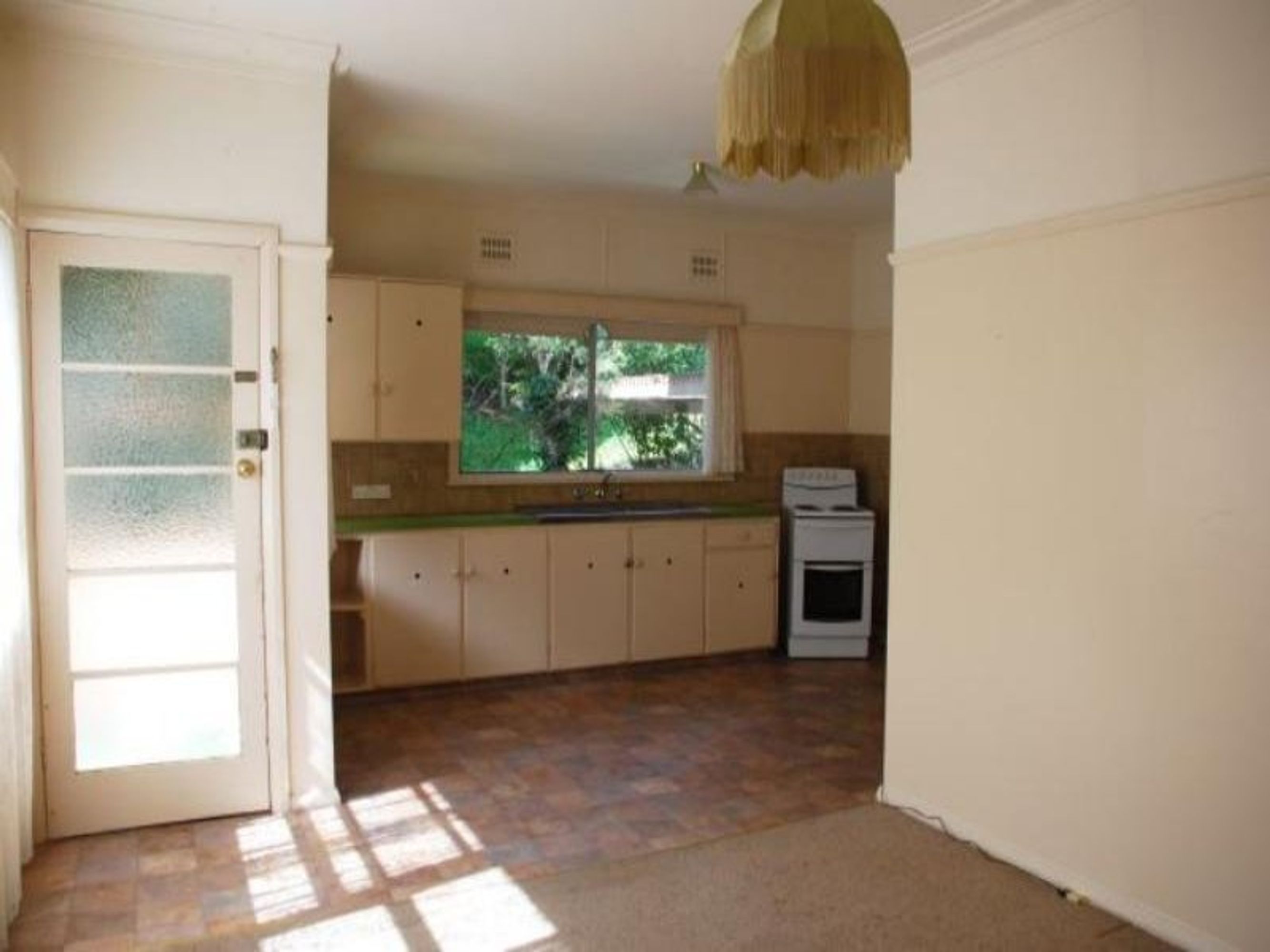 4 Gates Ave, Katoomba - Thumbnail 4