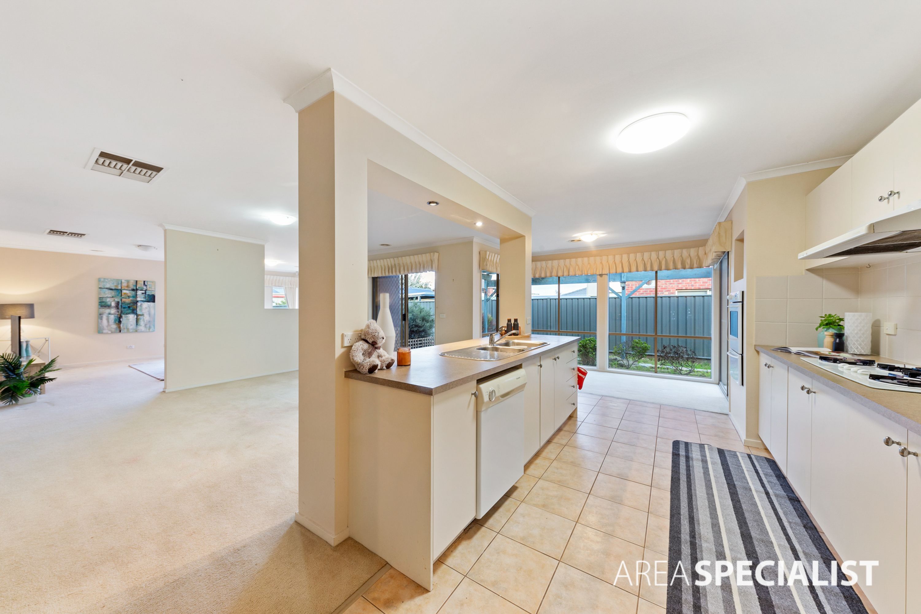 238 Westwood Drive, Burnside VIC 3023, Burnside - Thumbnail 6