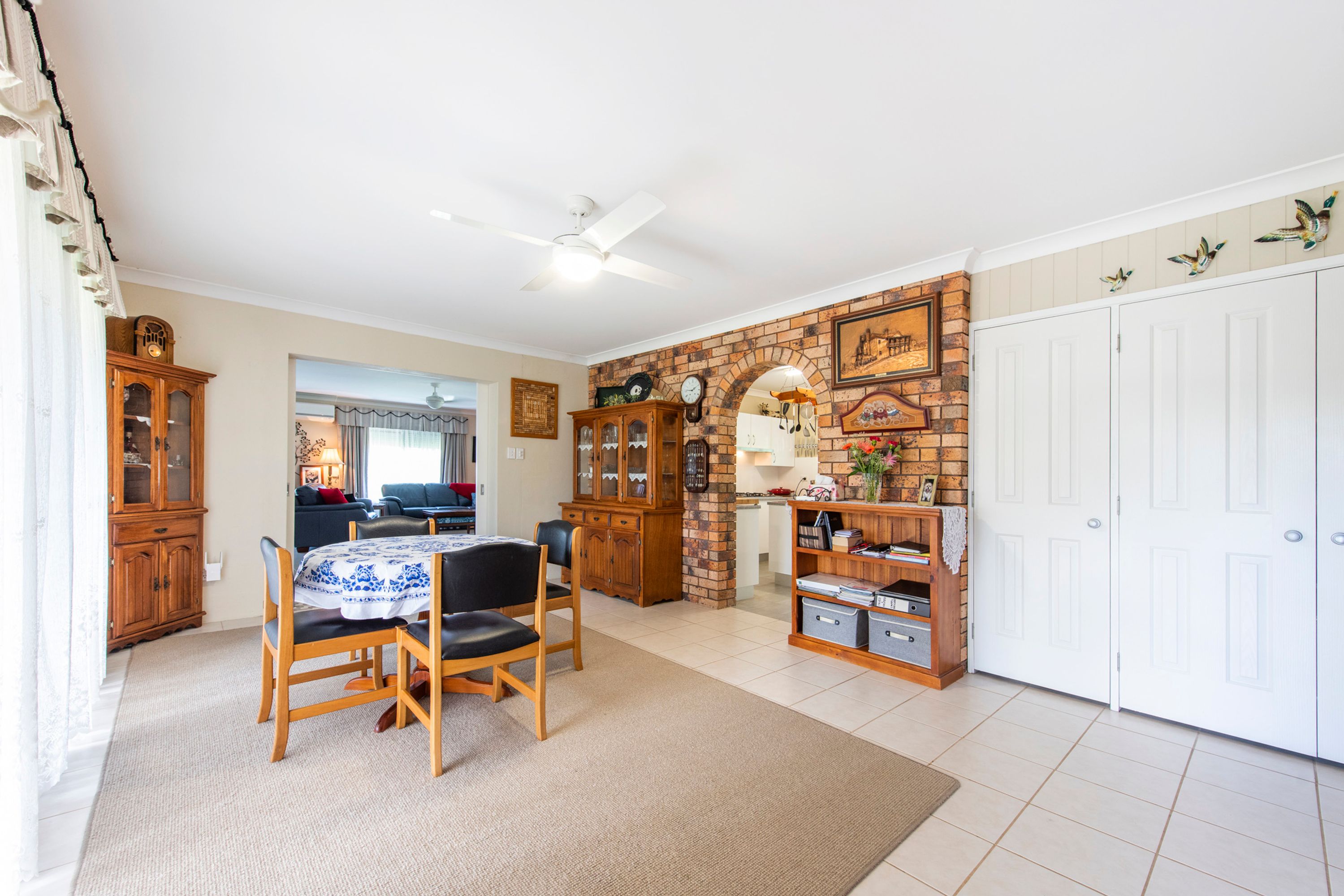1308 Summerland Way, Mountain View - Thumbnail 7