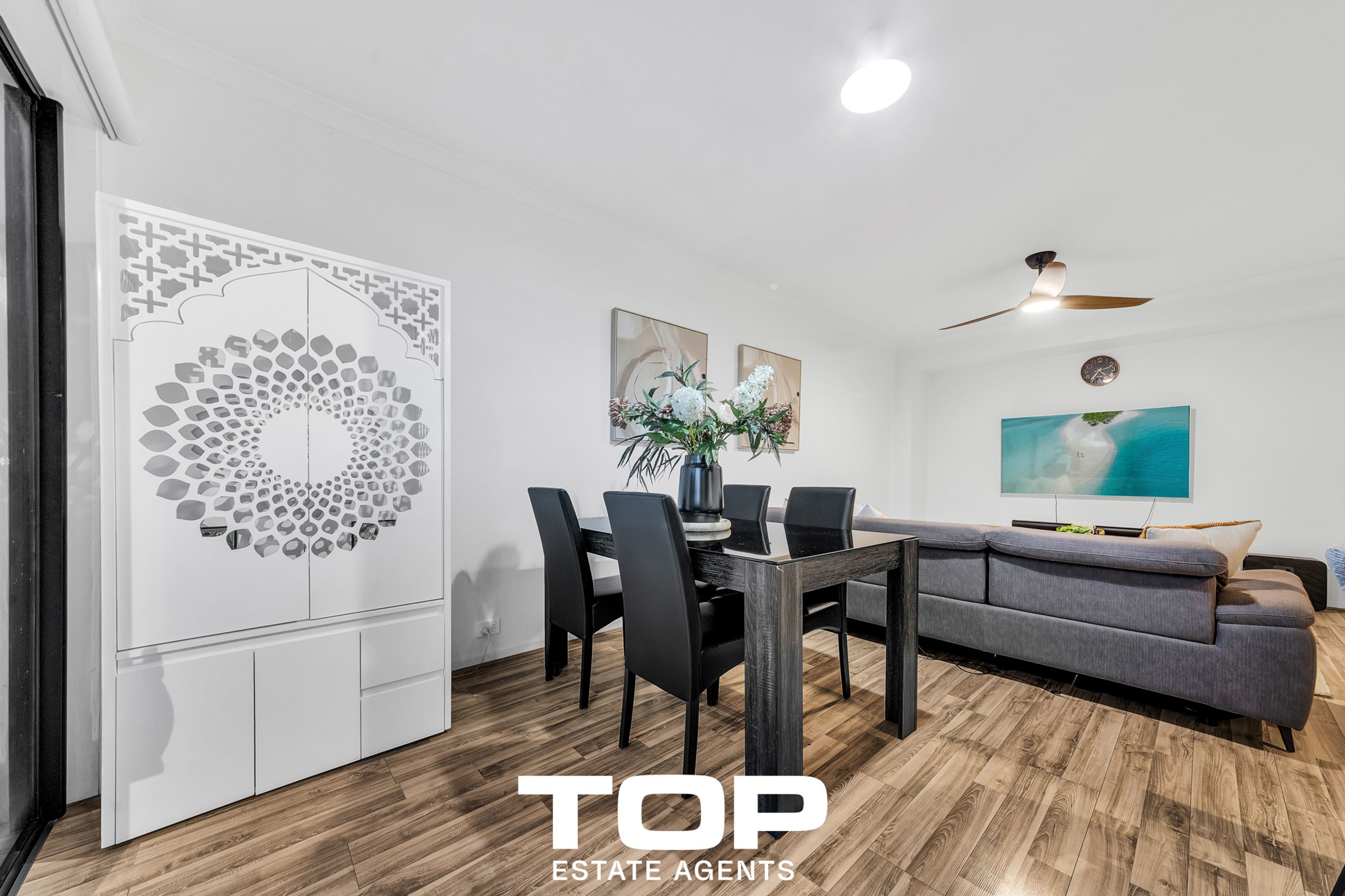 2 Talmalmo Lane, Clyde North - Thumbnail 6
