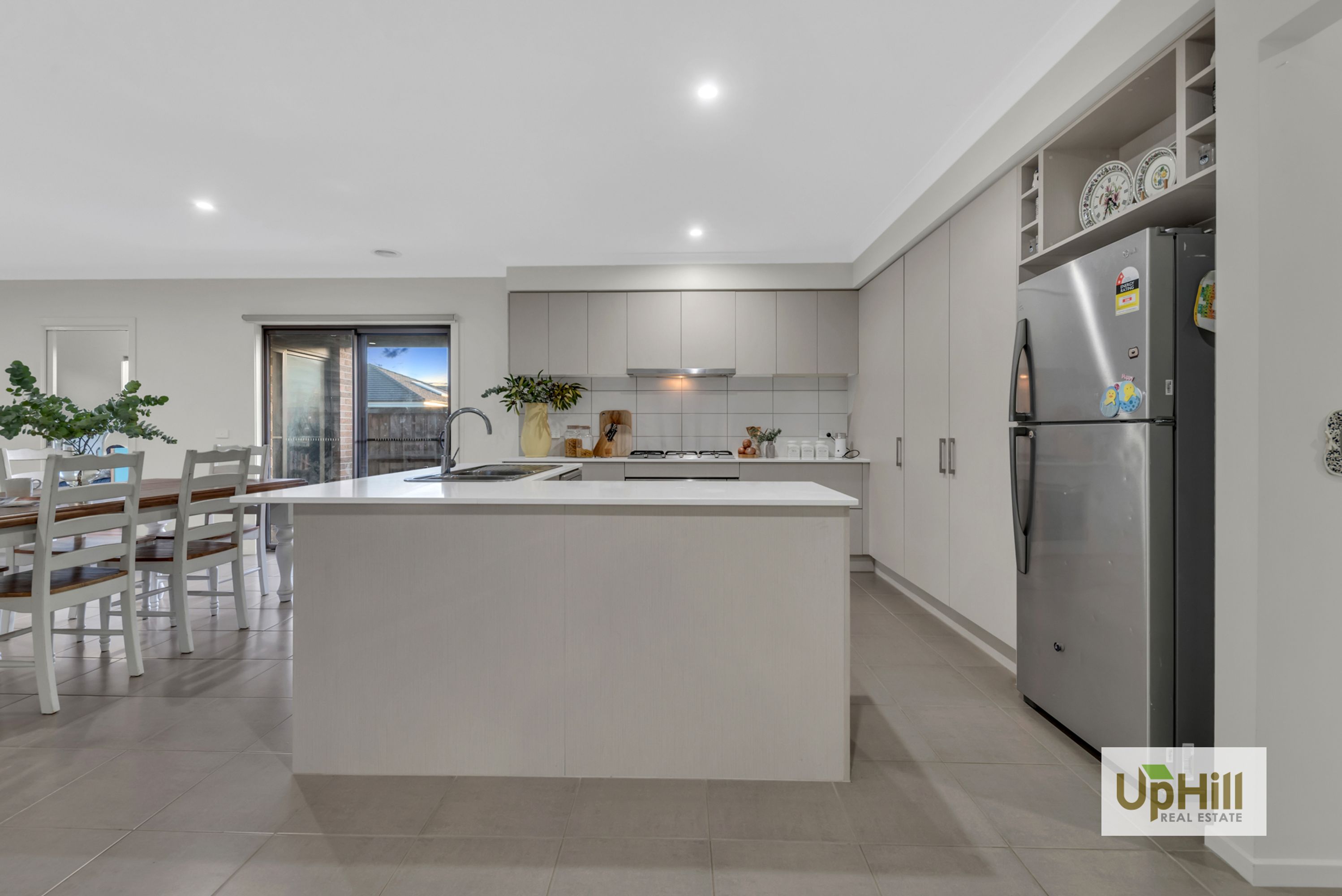 2 Guernsey Street, Clyde North - Thumbnail 5