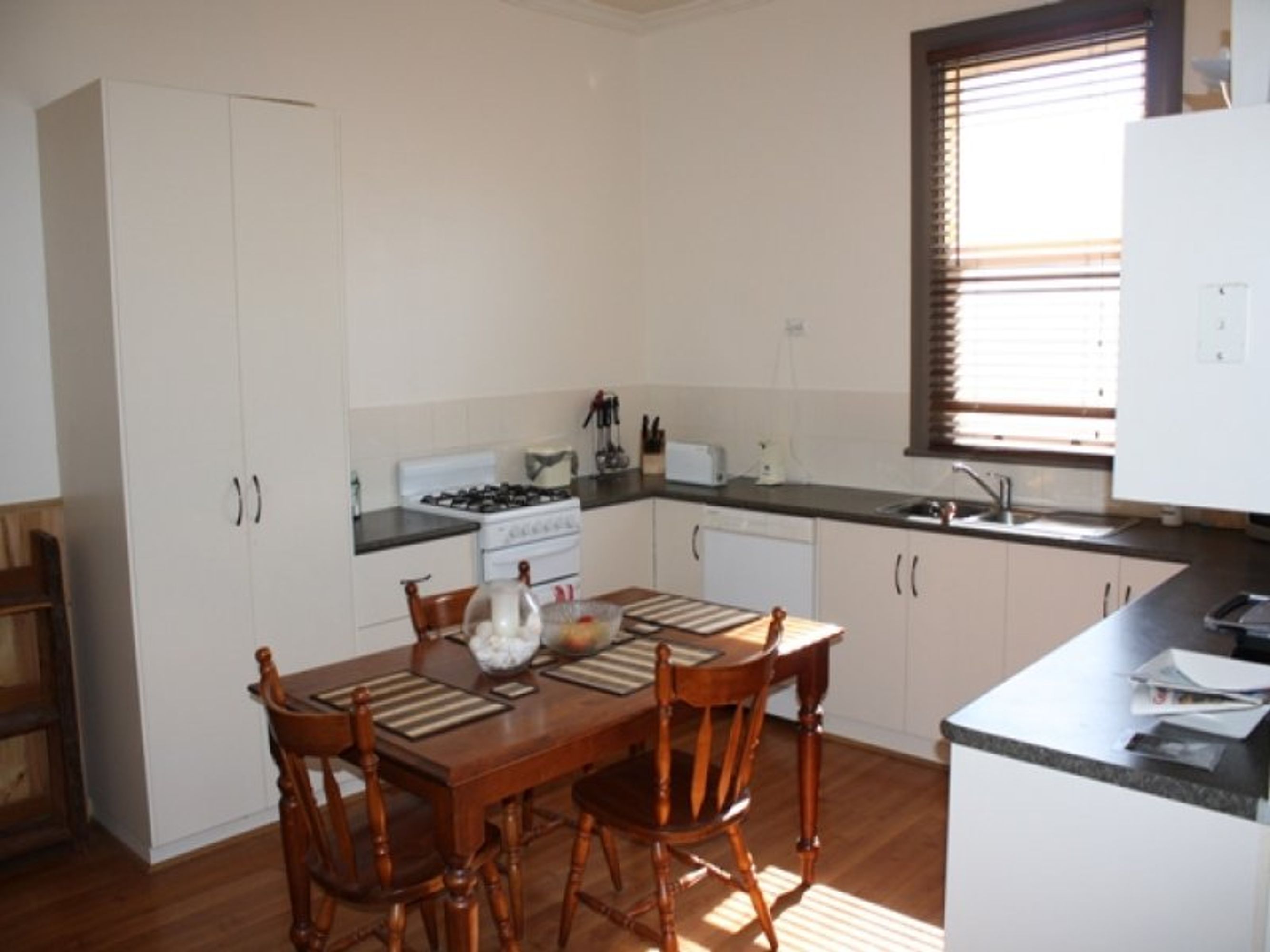 13 Mill Street, Horsham VIC 3400, Horsham - Thumbnail 8