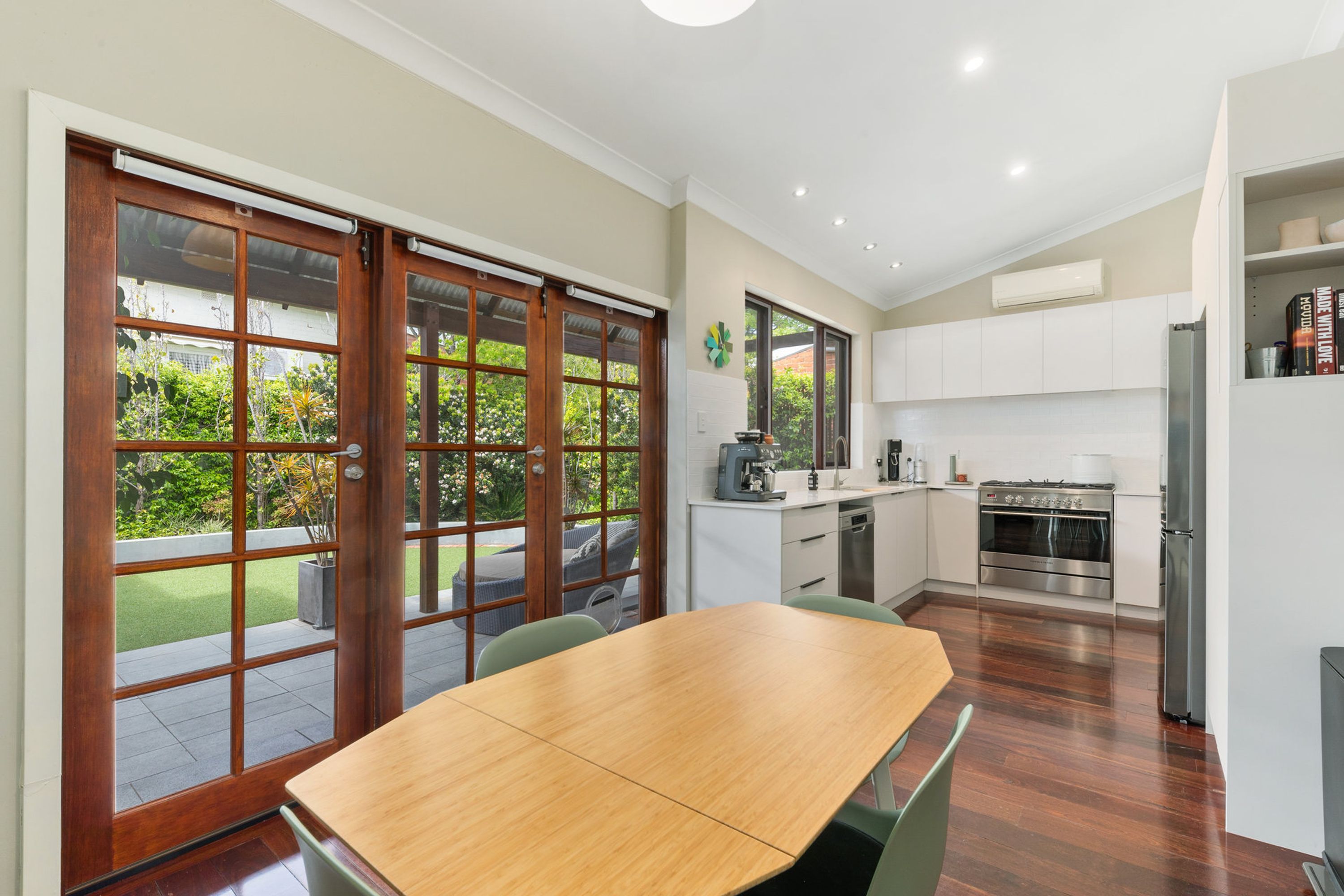 314 Stirling Street, Perth - Thumbnail 8