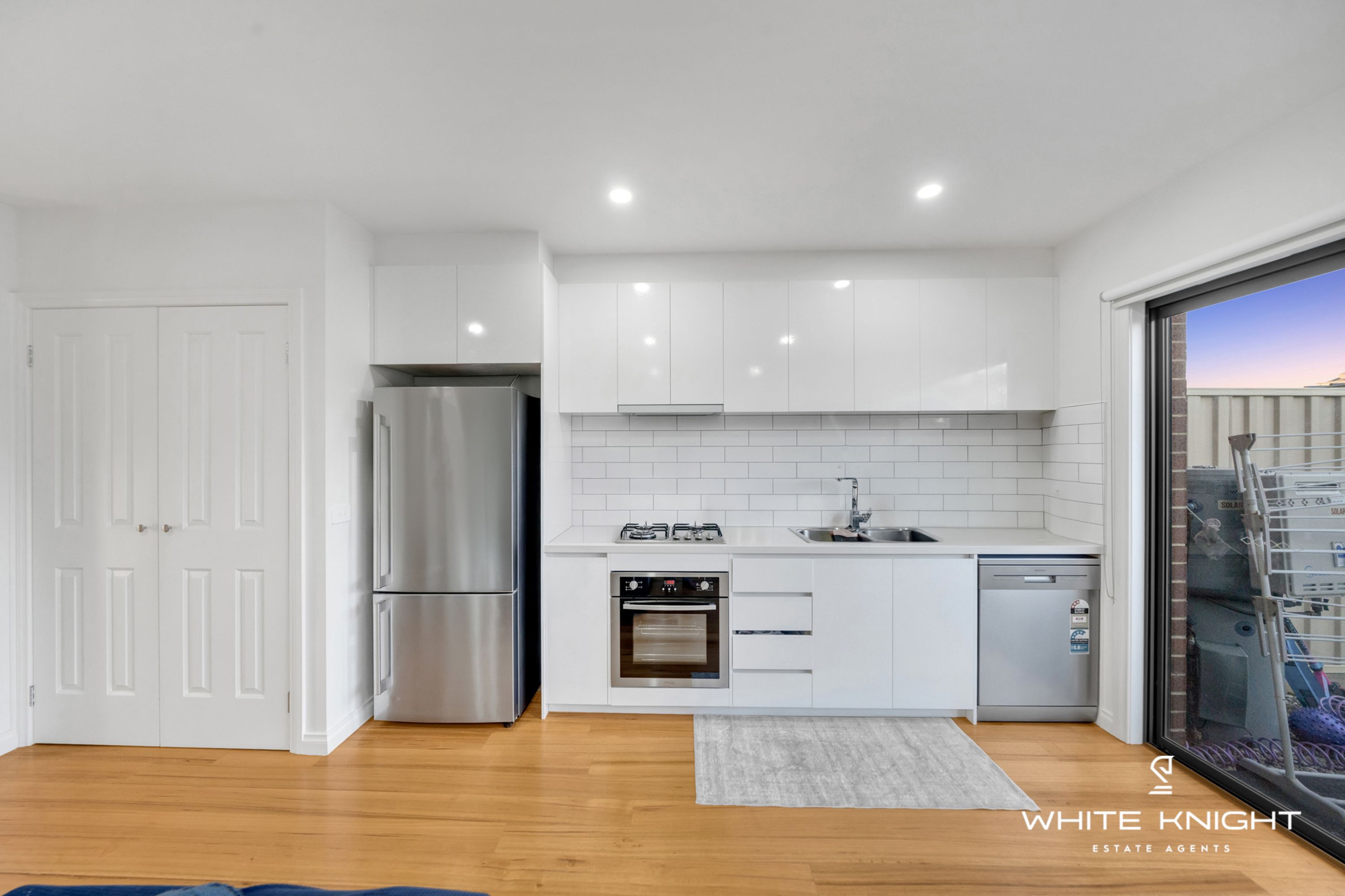 2/28 Romsey Avenue, Sunshine North VIC 3020, Sunshine North - Thumbnail 4