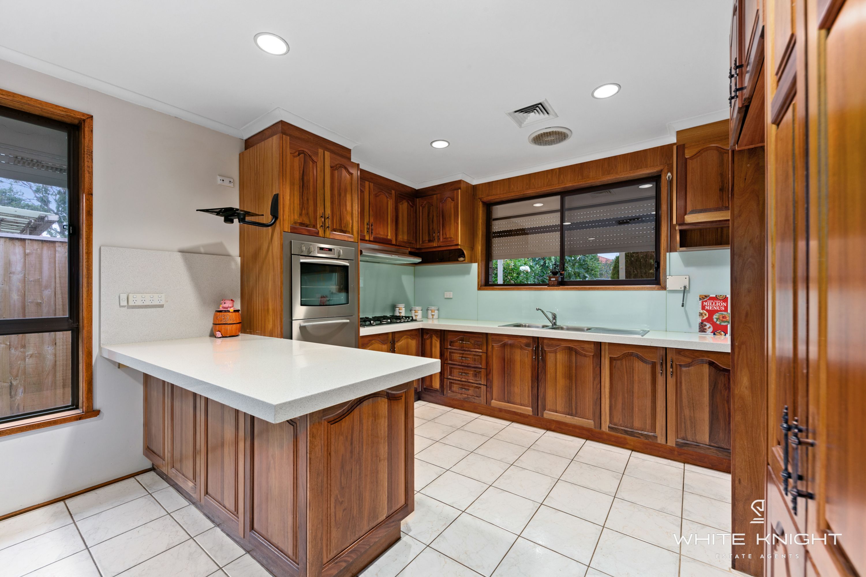 31 Bailey Street, St Albans VIC 3021, St Albans - Thumbnail 3