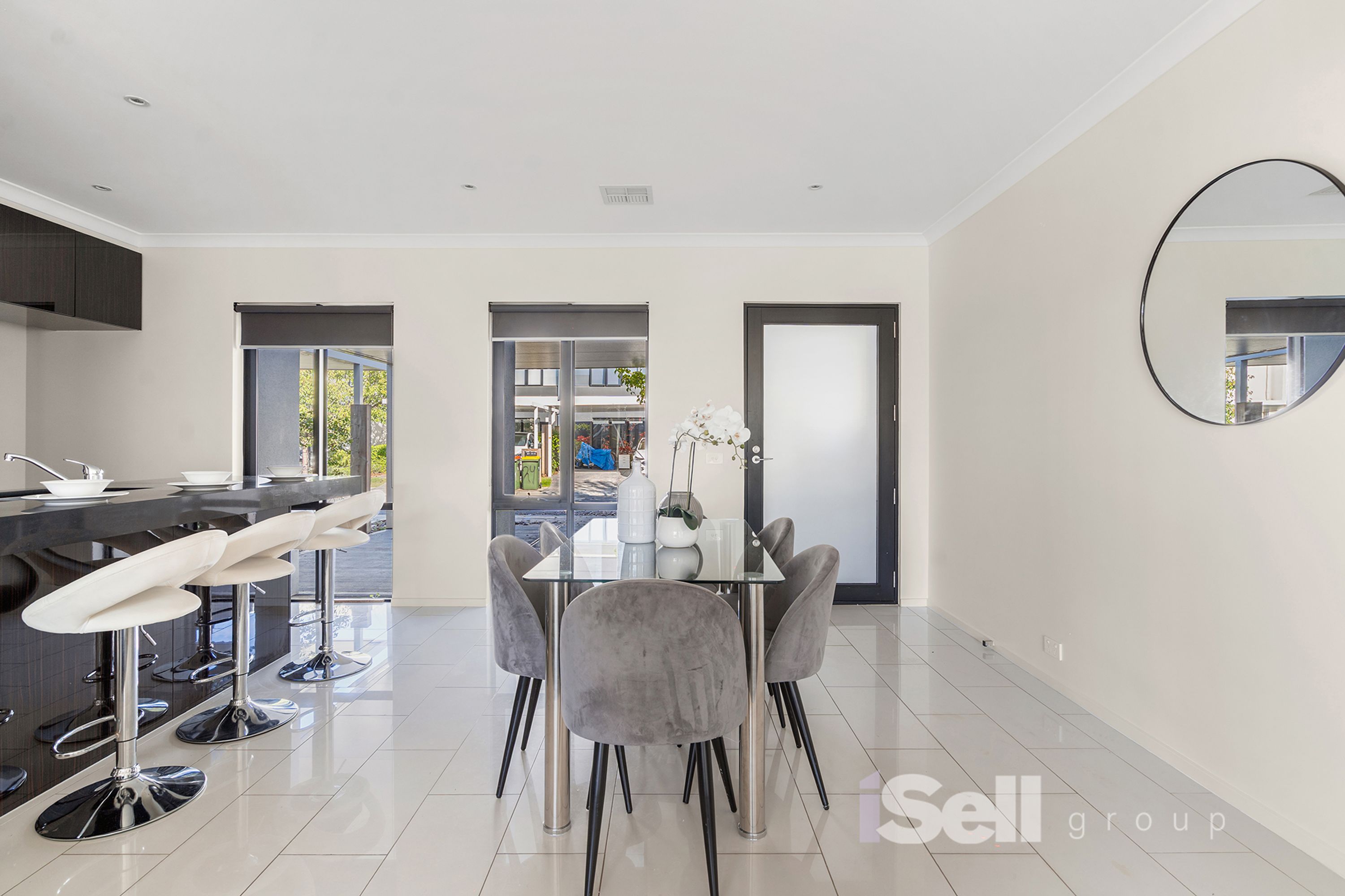 24 Amaryn Court, Springvale - Thumbnail 4