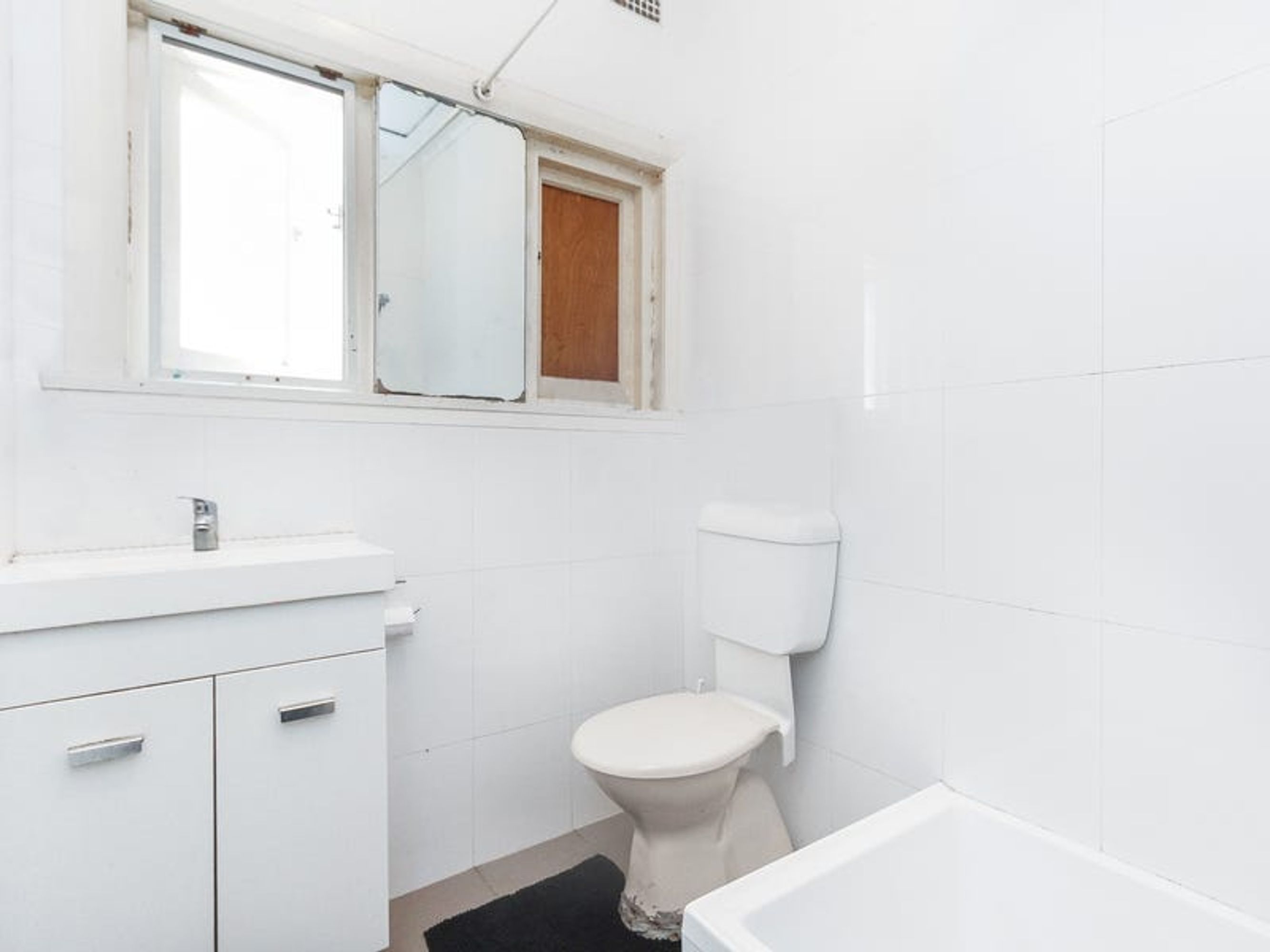 30 Lynesta Avenue, Bexley North, NSW 2207, Bexley North - Thumbnail 4