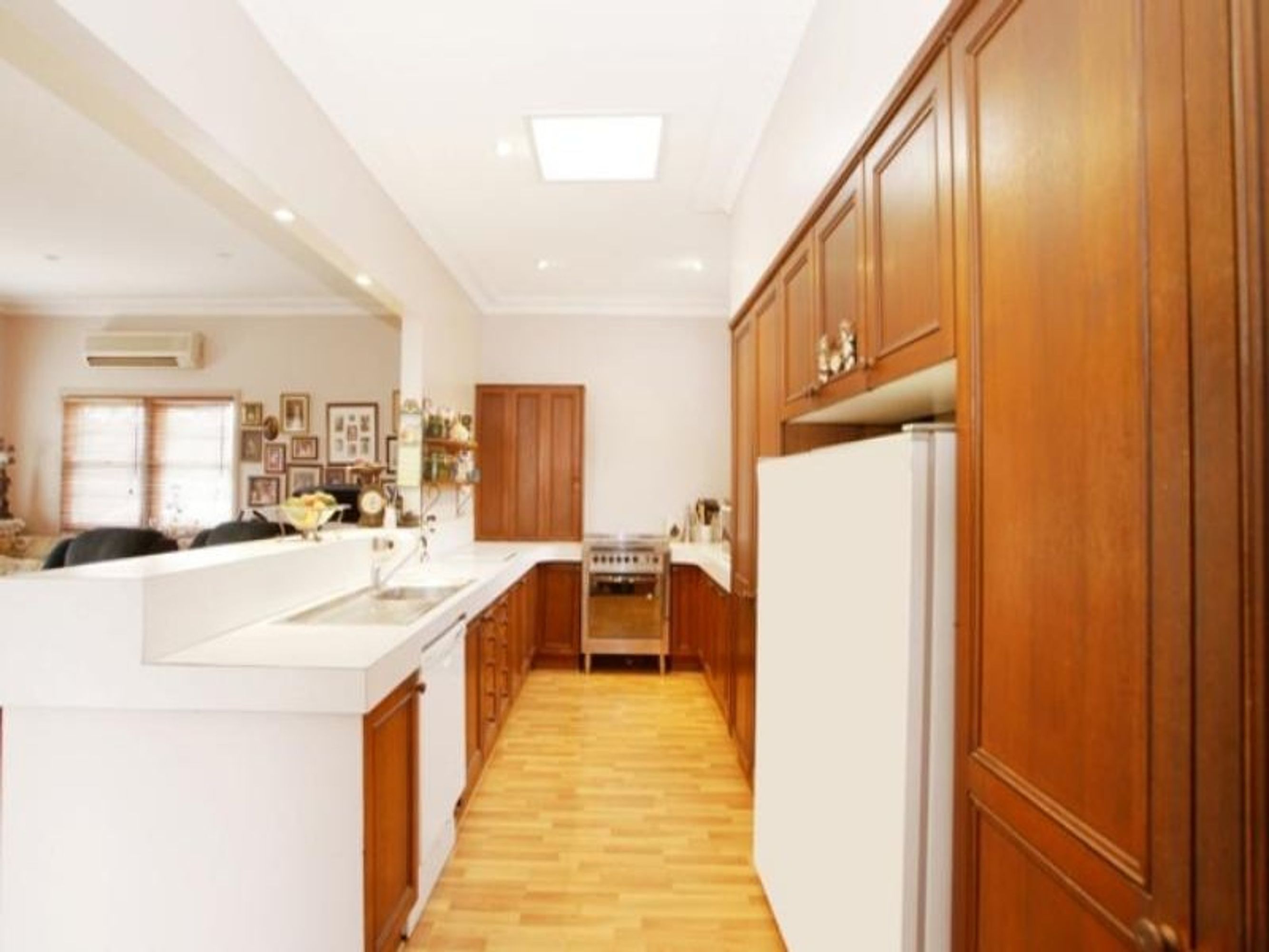 52 Carwar Ave, Carss Park, Carss Park - Thumbnail 2