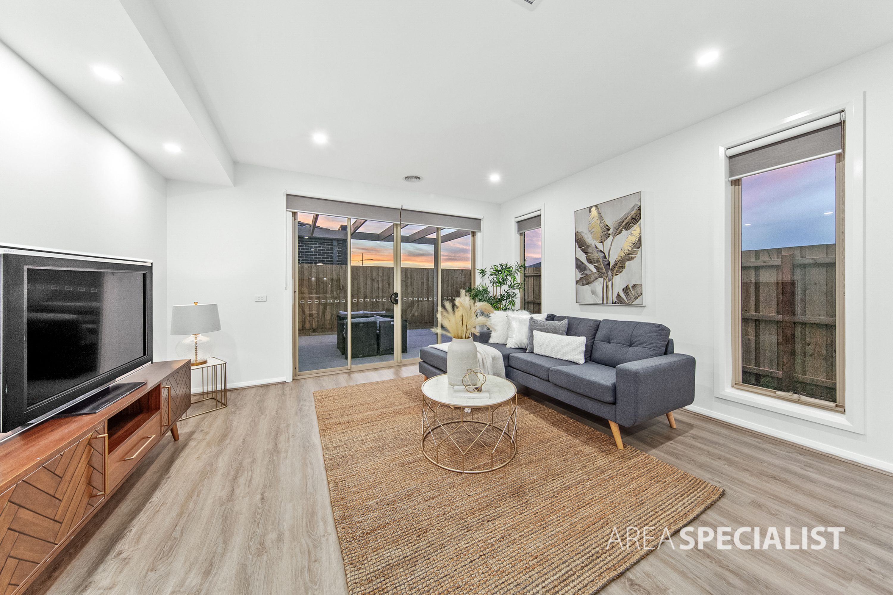 17 Crown Drive, Fraser Rise VIC 3336, Fraser Rise - Thumbnail 8