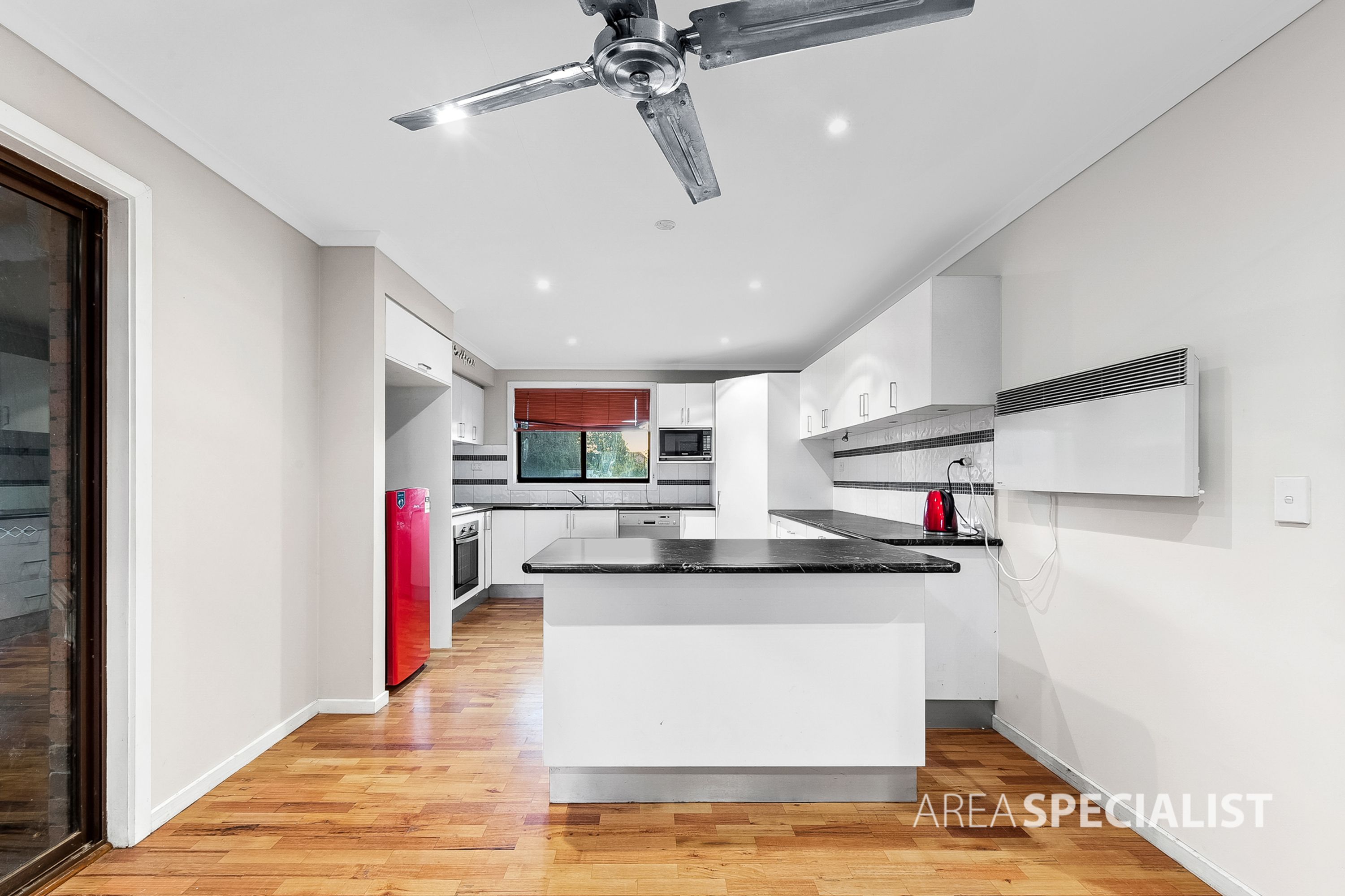 4 Troups Road, Rockbank VIC 3335, Rockbank - Thumbnail 5