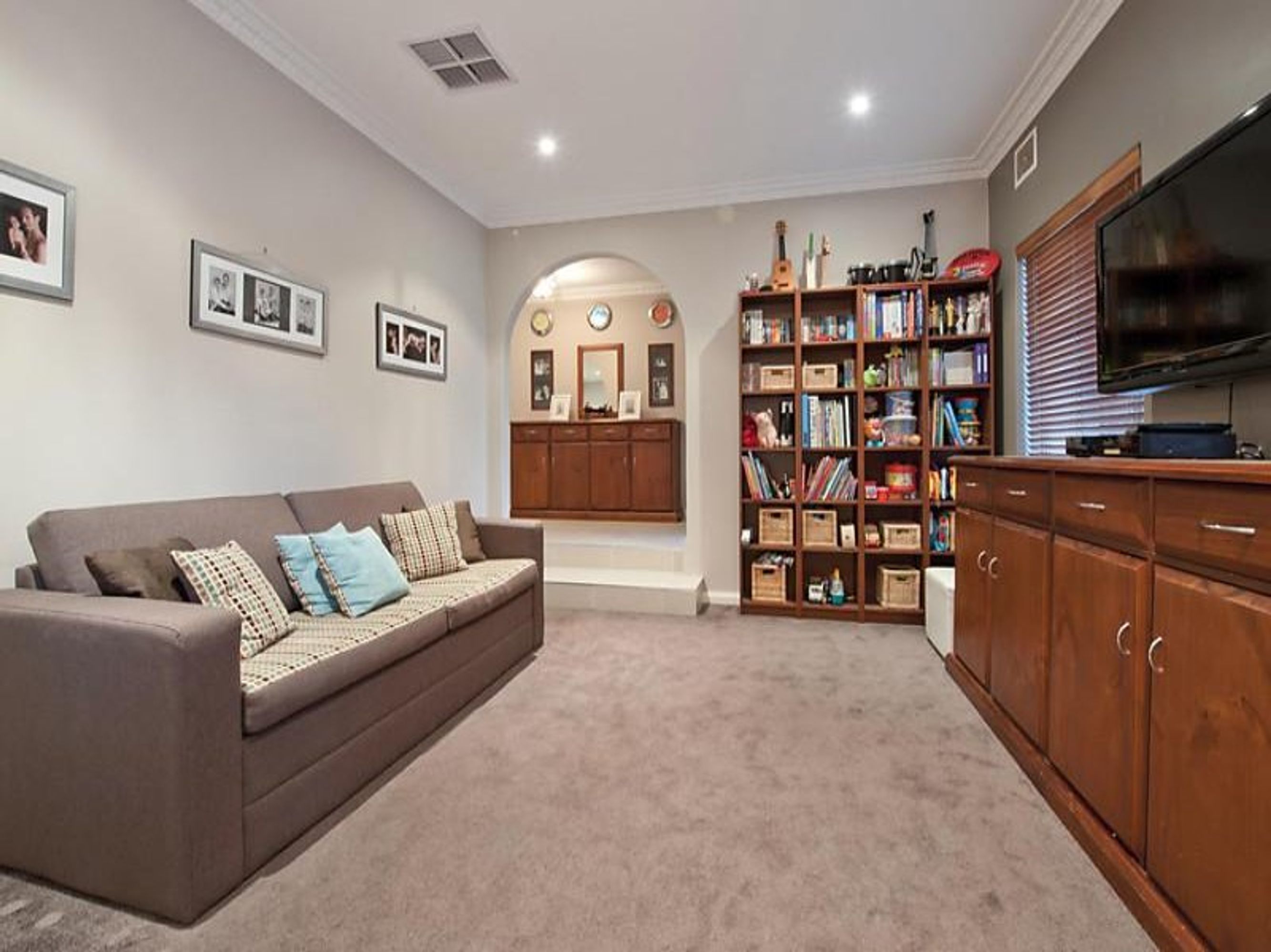 16 Rivett Place, Marmion - Thumbnail 6