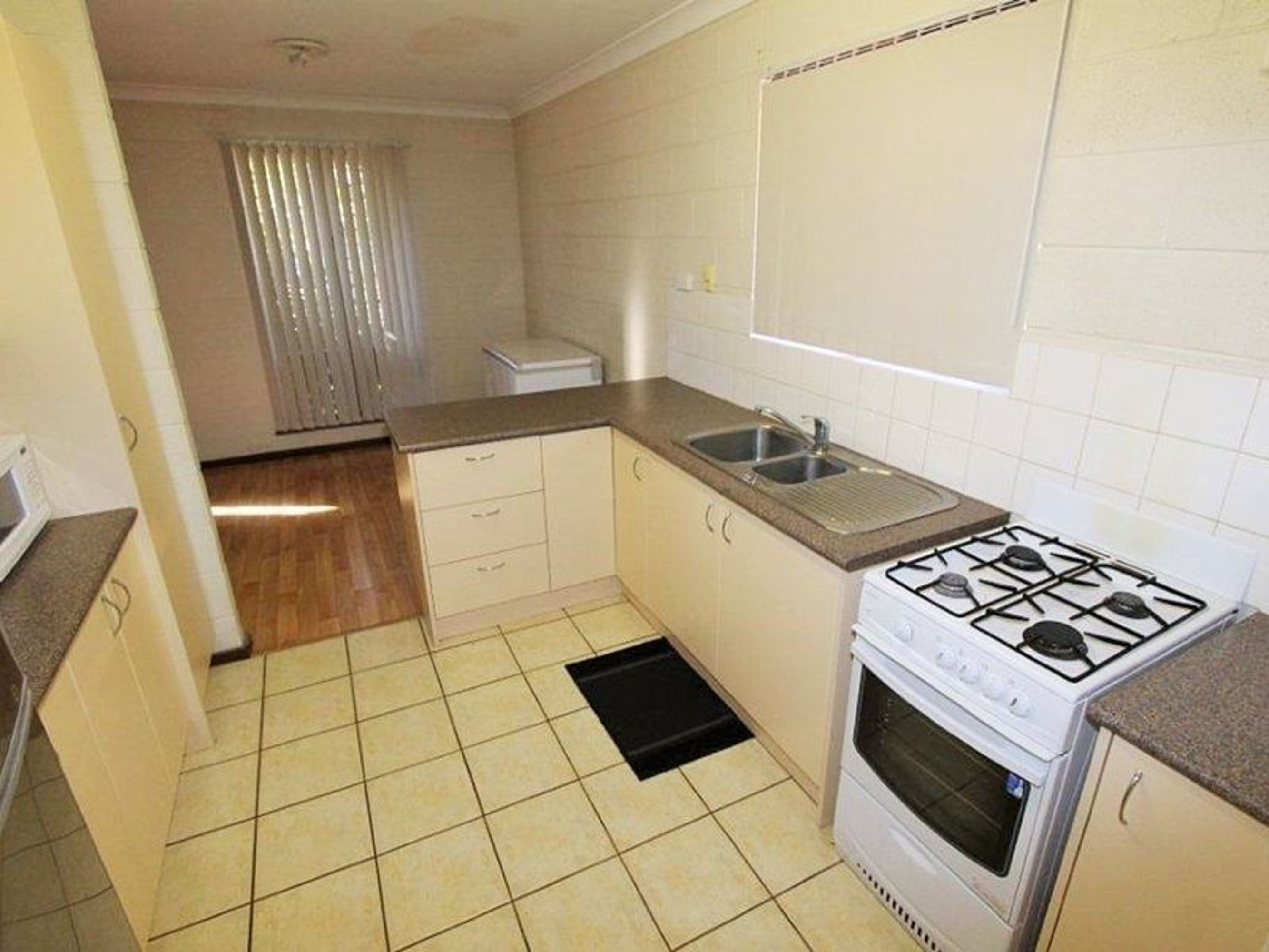 19A Yanderra Crescent, South Hedland, South Hedland - Thumbnail 2