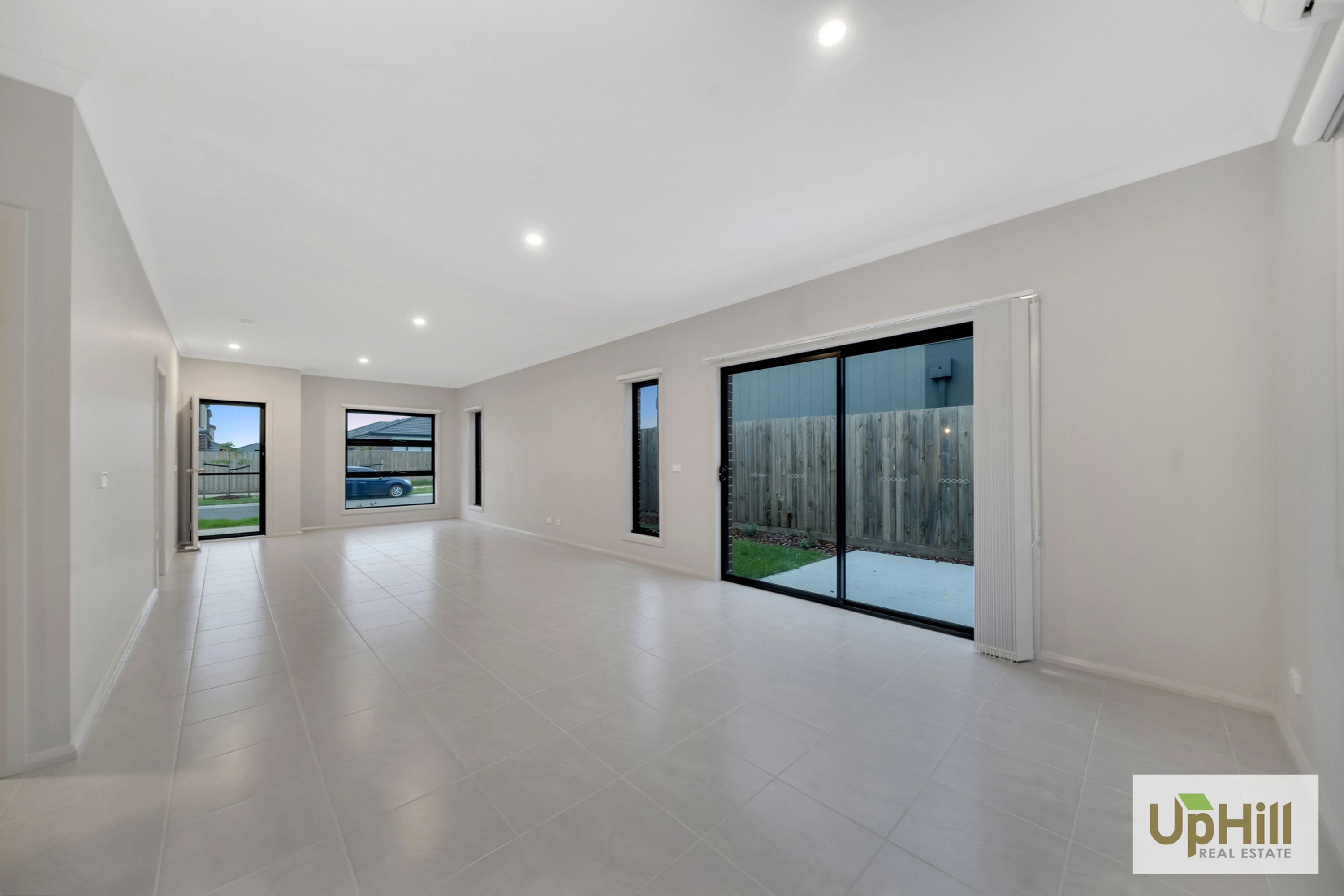 72 WATERWAYS DRIVE, Cranbourne North - Thumbnail 6