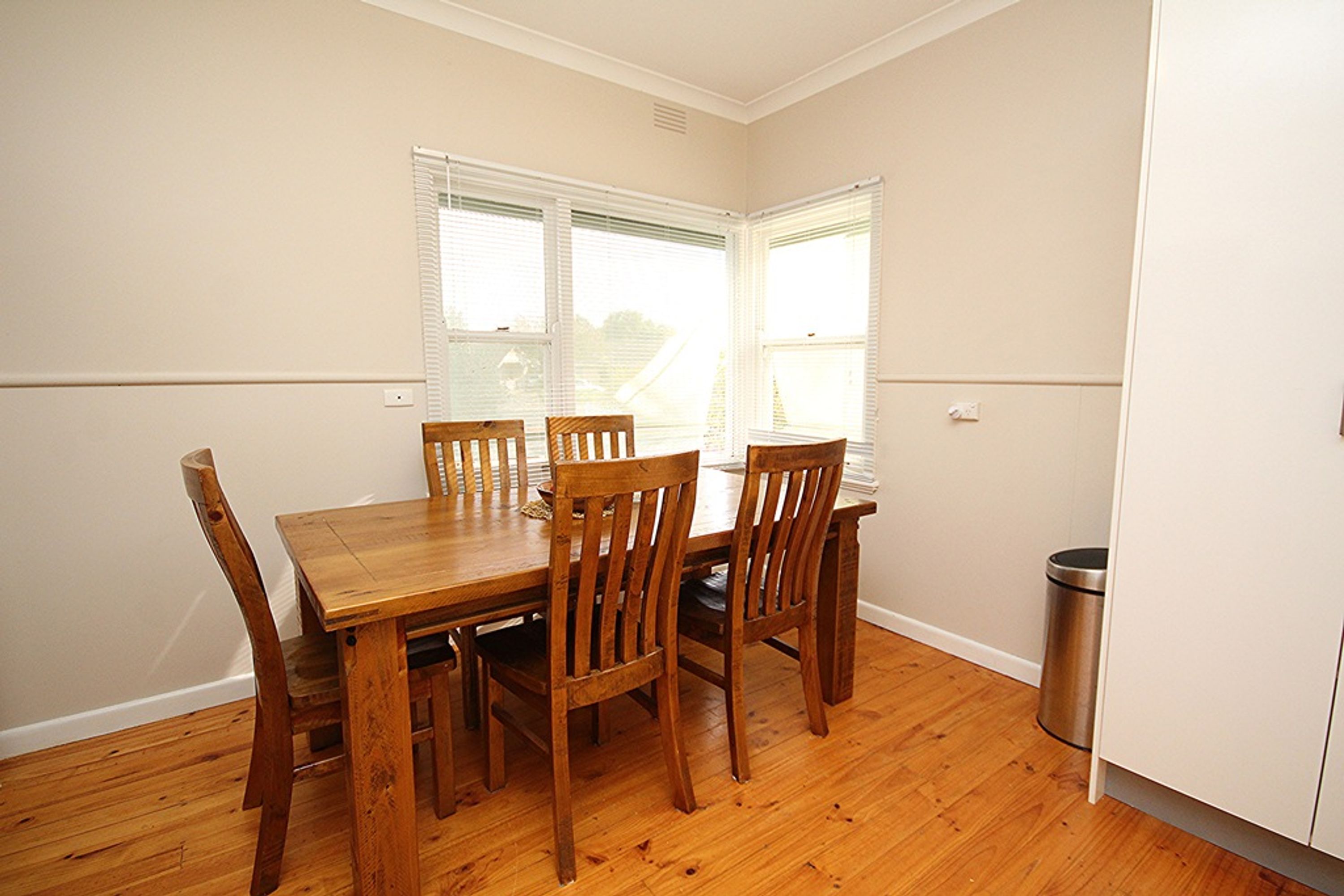 9 Tucker Street, Horsham VIC 3400, Horsham - Thumbnail 5
