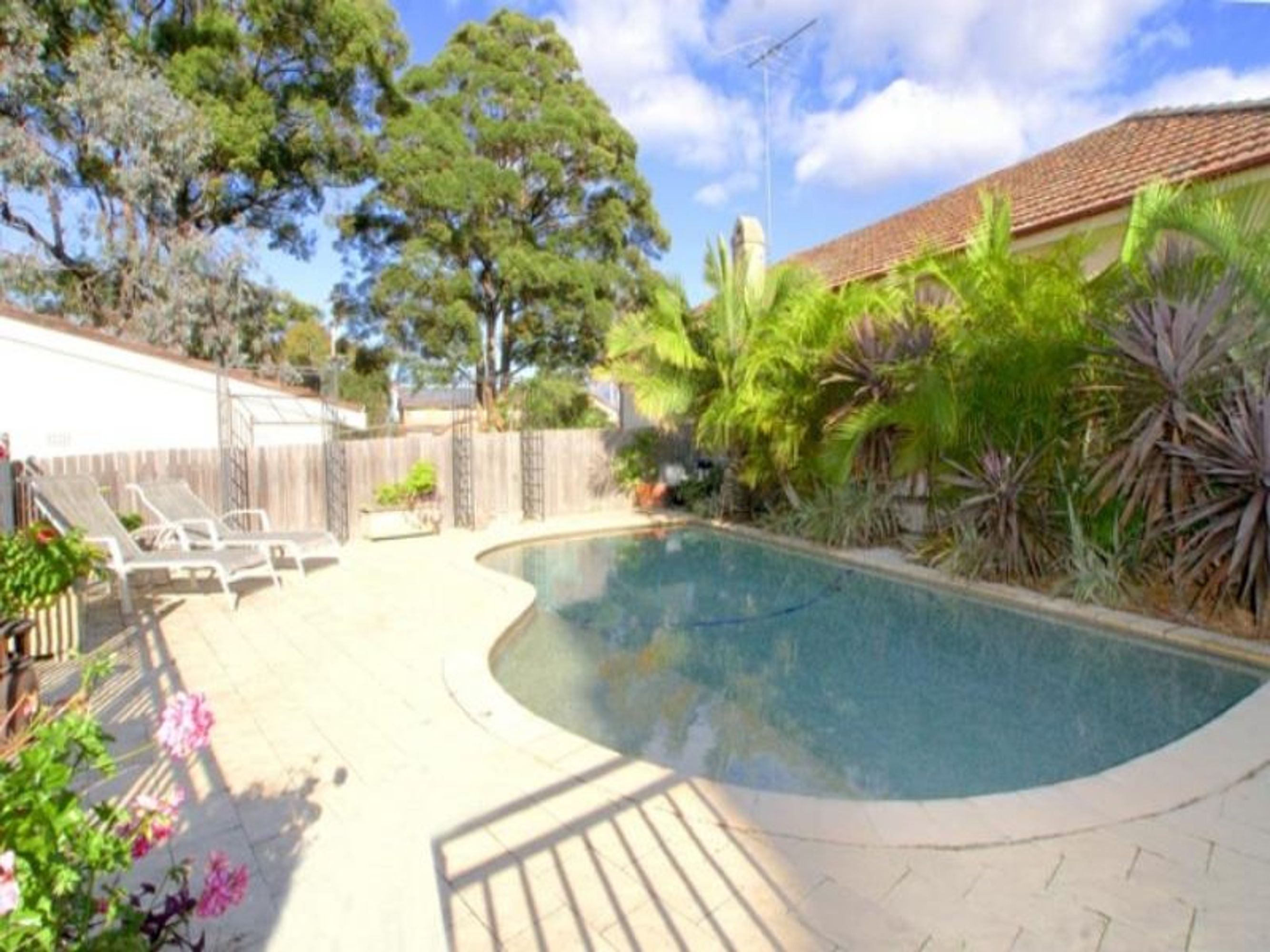 421 Rocky Point Rd, Sans Souci, NSW 2219, Sans Souci - Thumbnail 3