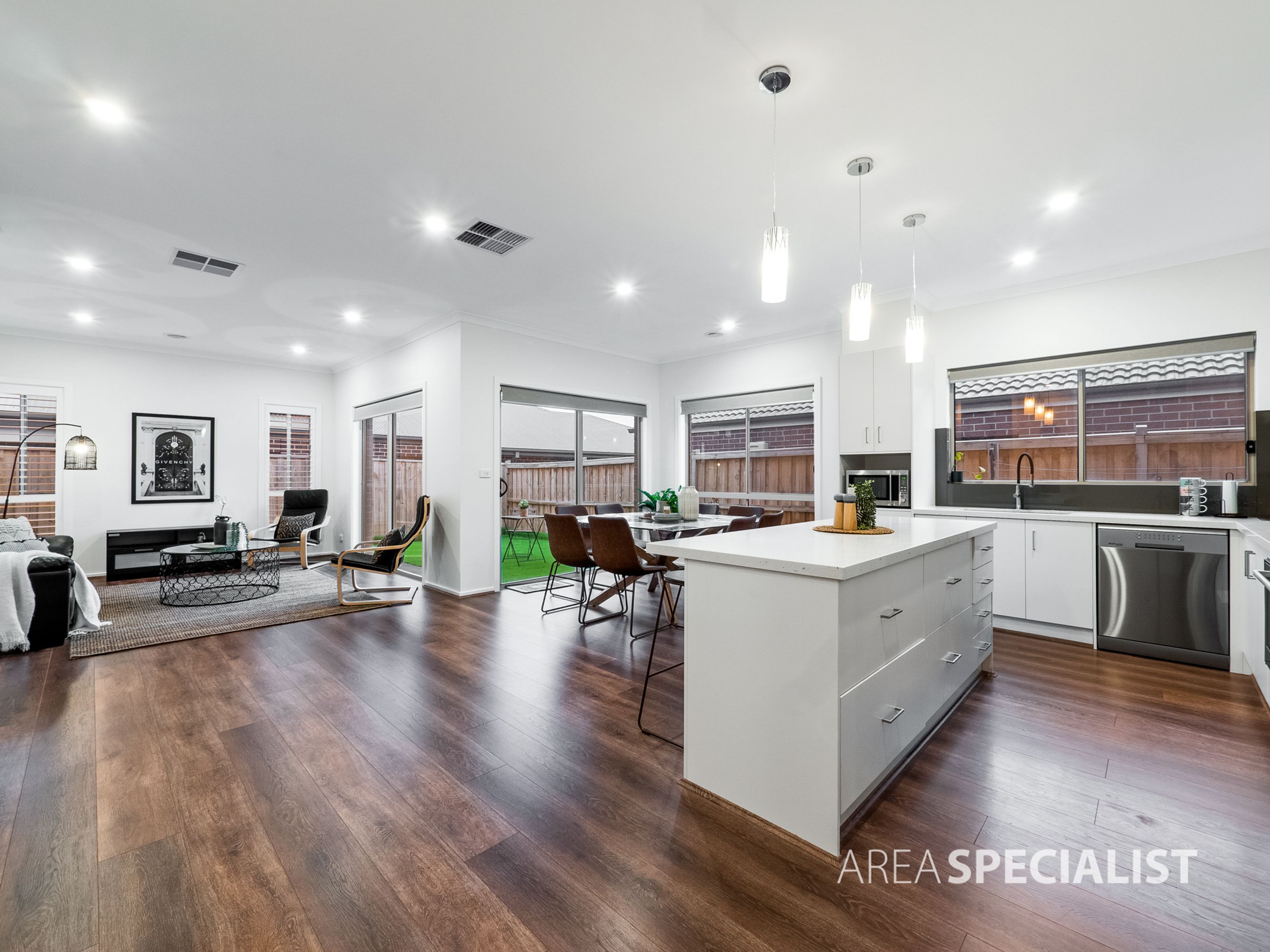 84 Walkside Boulevard, Fraser Rise VIC 3336, Fraser Rise - Thumbnail 3