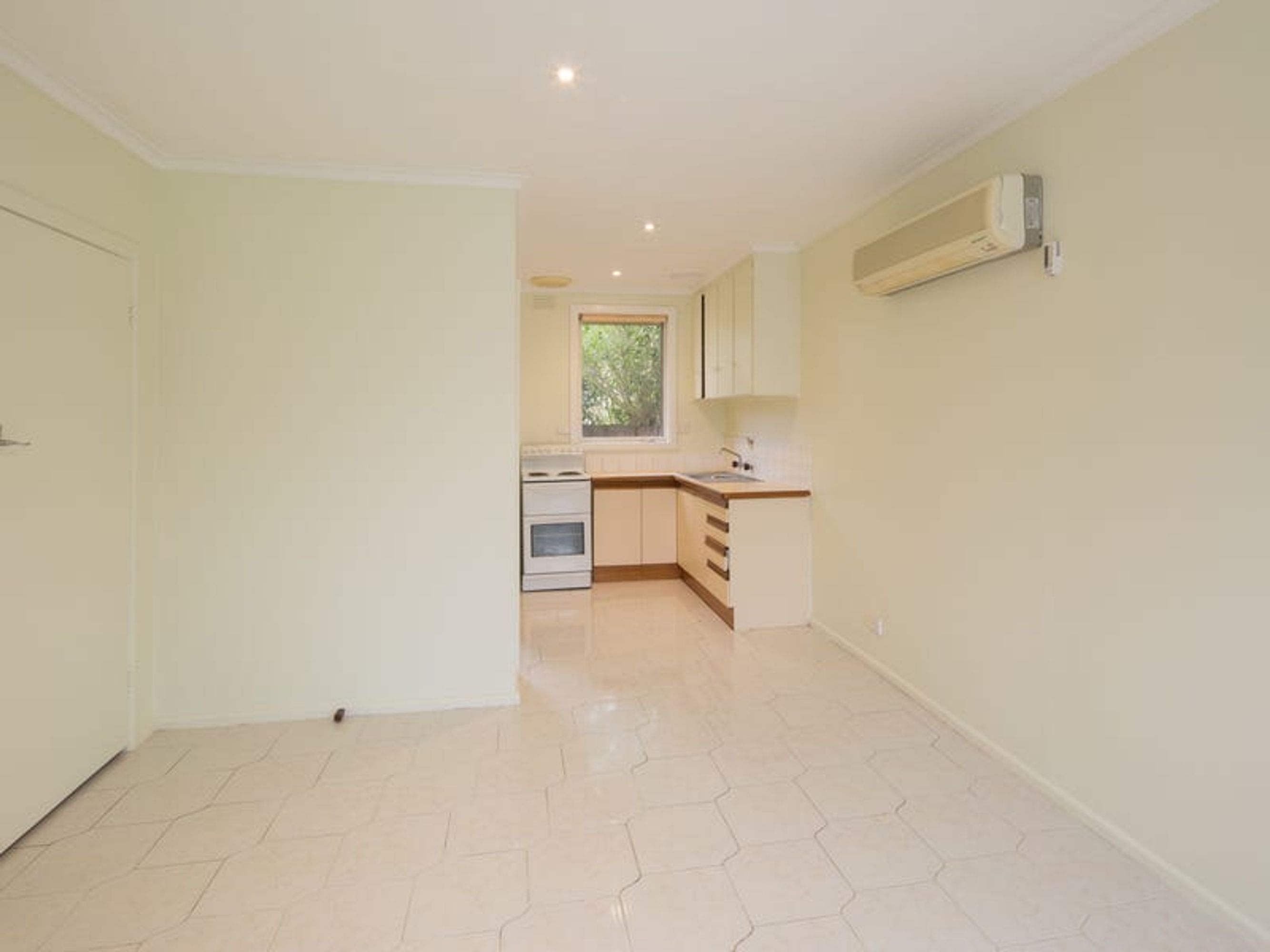4/73 Regent Avenue, Springvale - Thumbnail 3