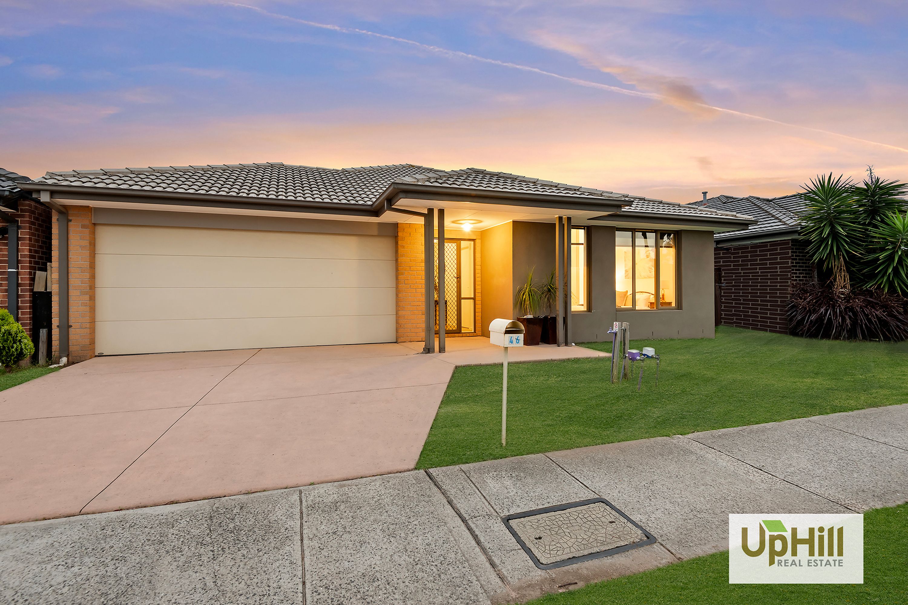46 Selandra Boulevard, Clyde North - Thumbnail 2