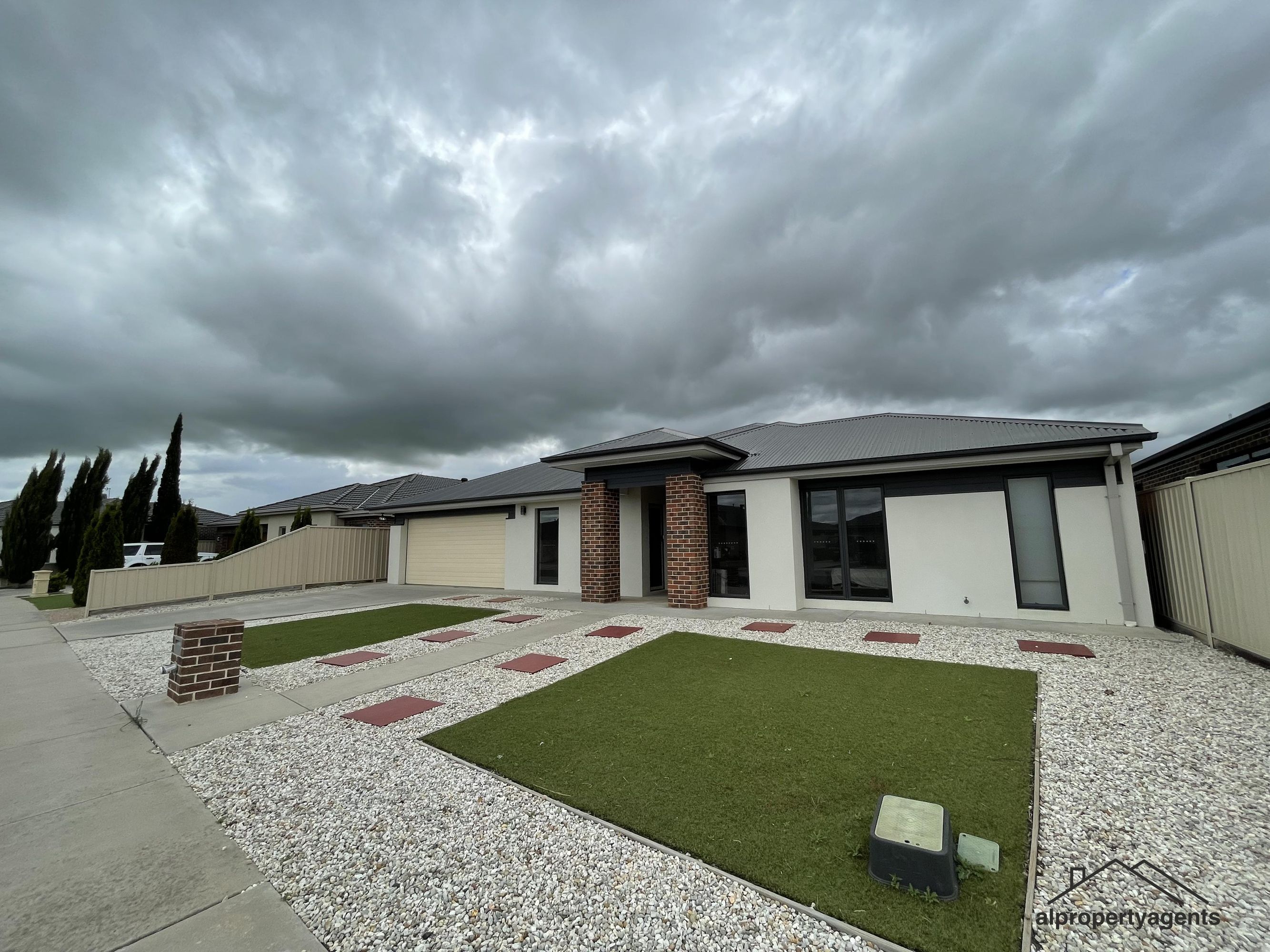 14 Luker Street, Horsham, VIC 3400, Horsham - Thumbnail 2