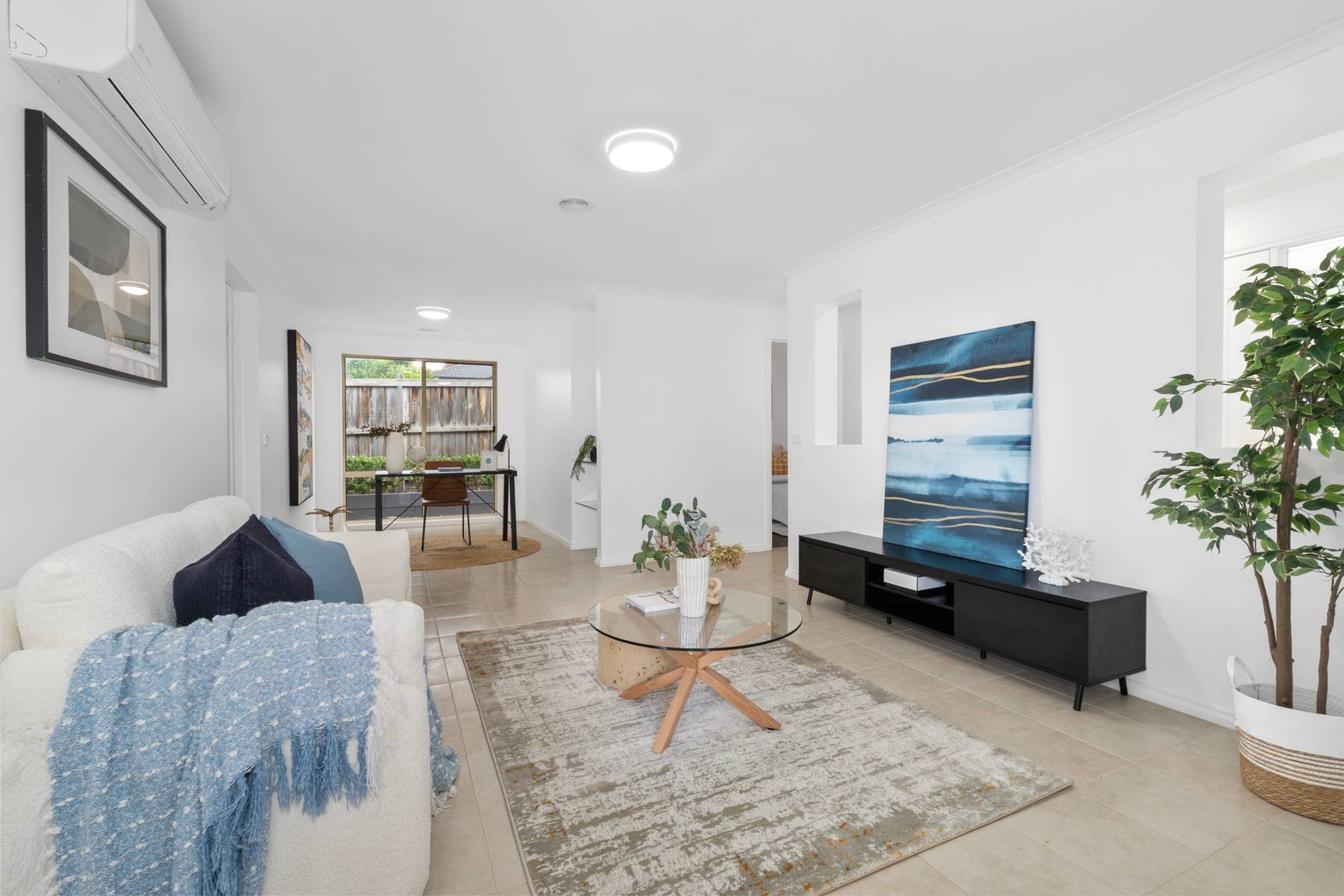 4 Tipperary Circuit, Pakenham - Thumbnail 2