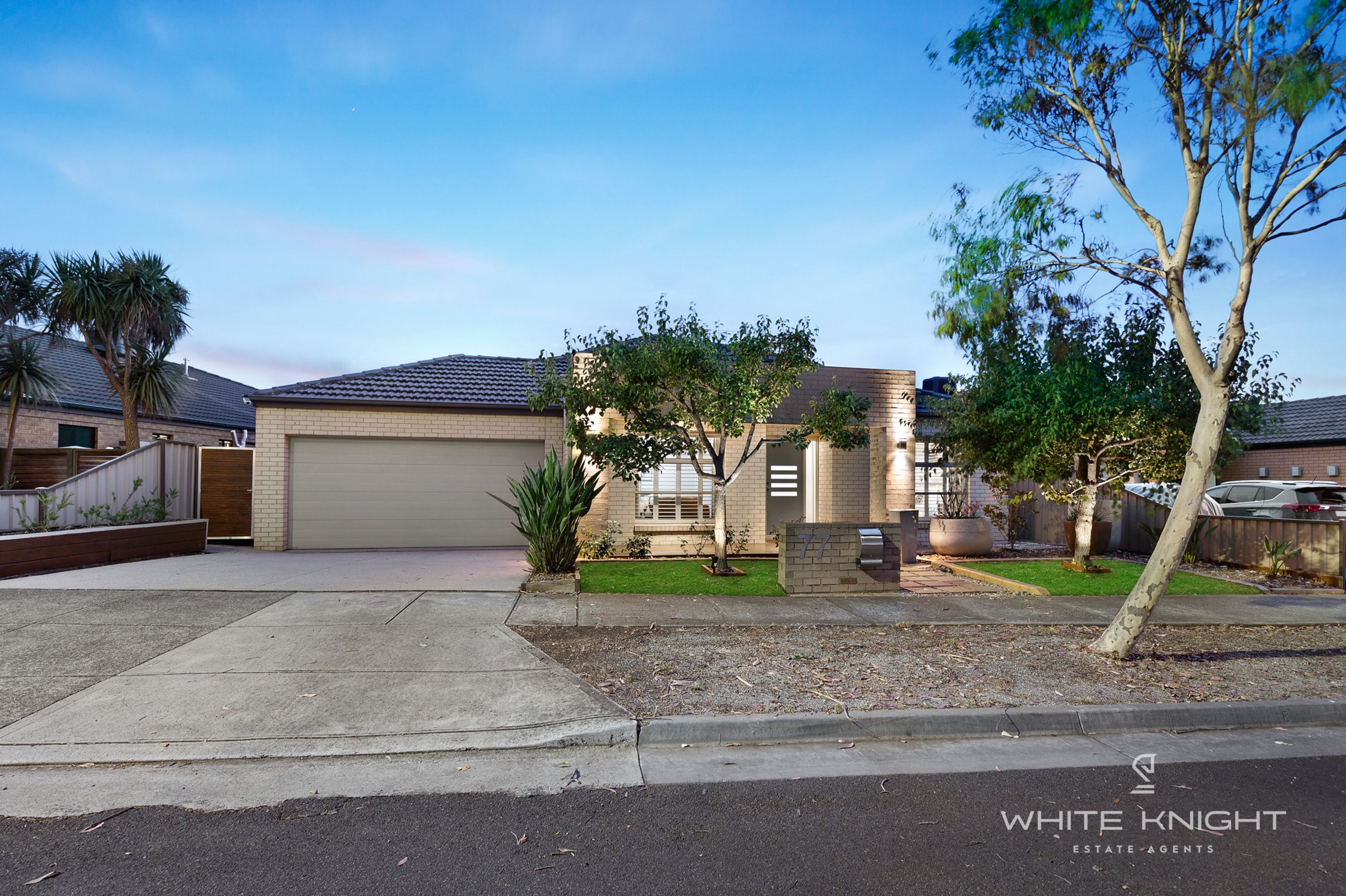 77 Tenterfield Drive, Burnside Heights VIC 3023, Burnside Heights - Thumbnail 2