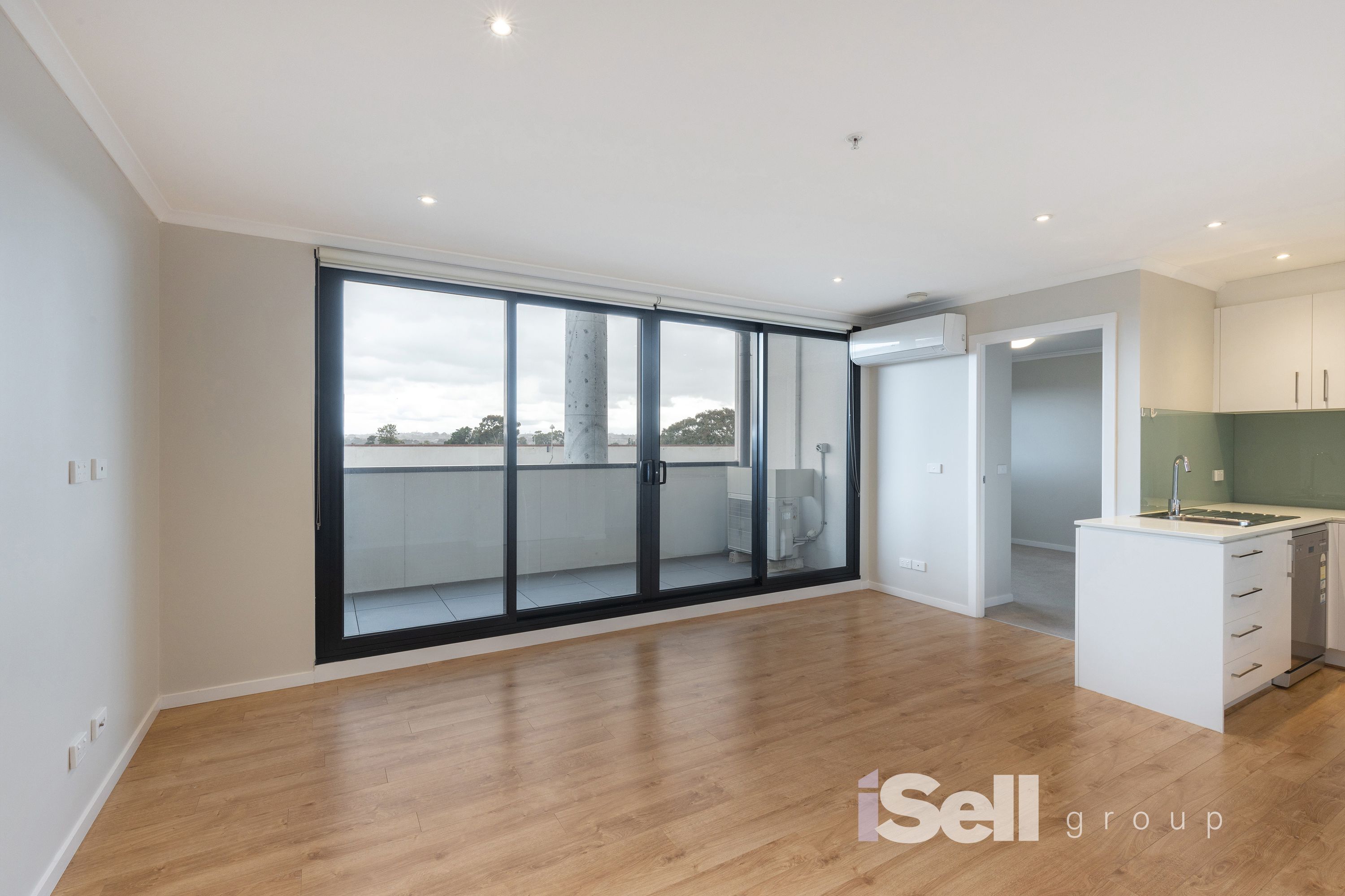 303/28 Warwick Avenue, Springvale - Thumbnail 2