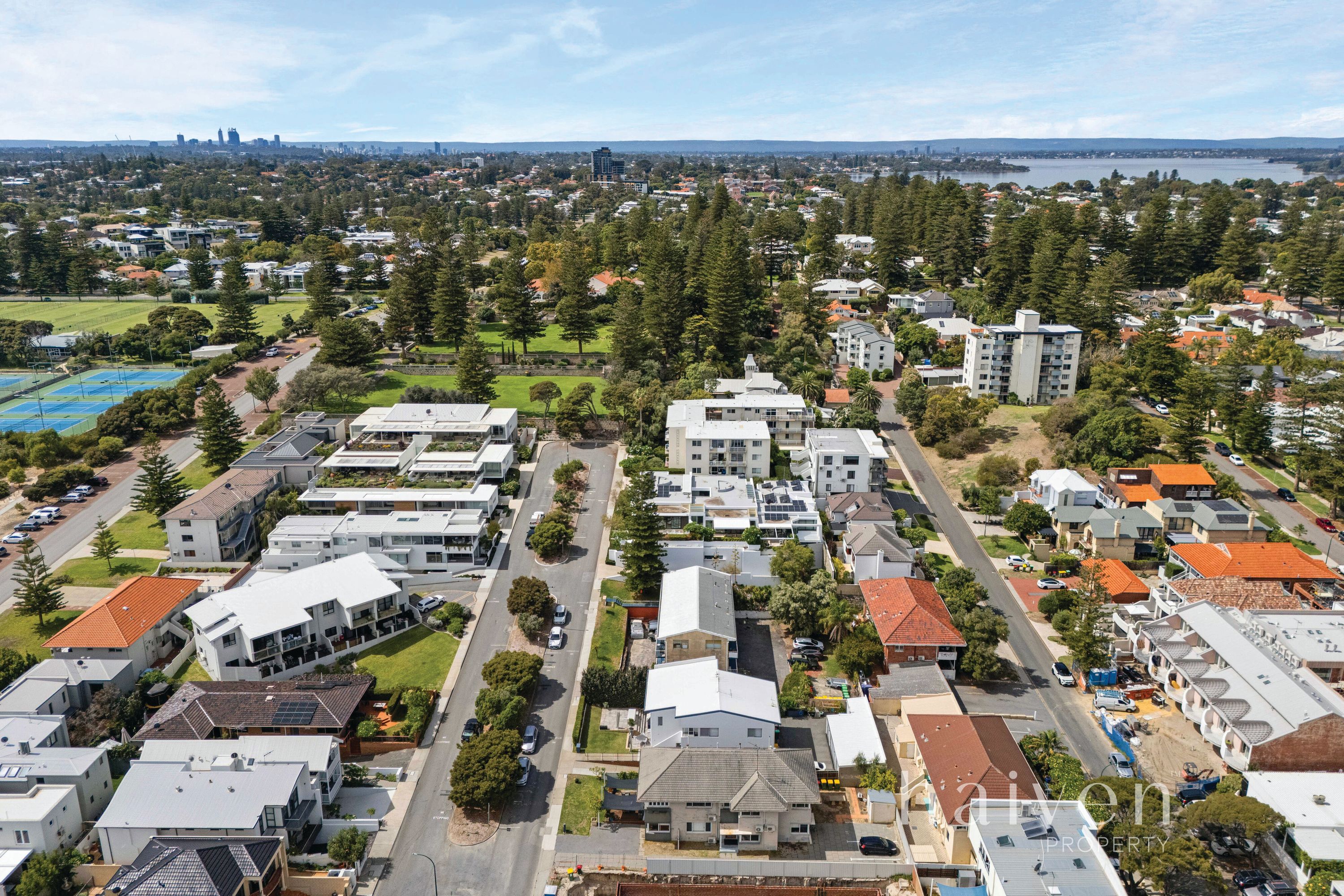 8 Overton Gardens, Cottesloe - Thumbnail 7