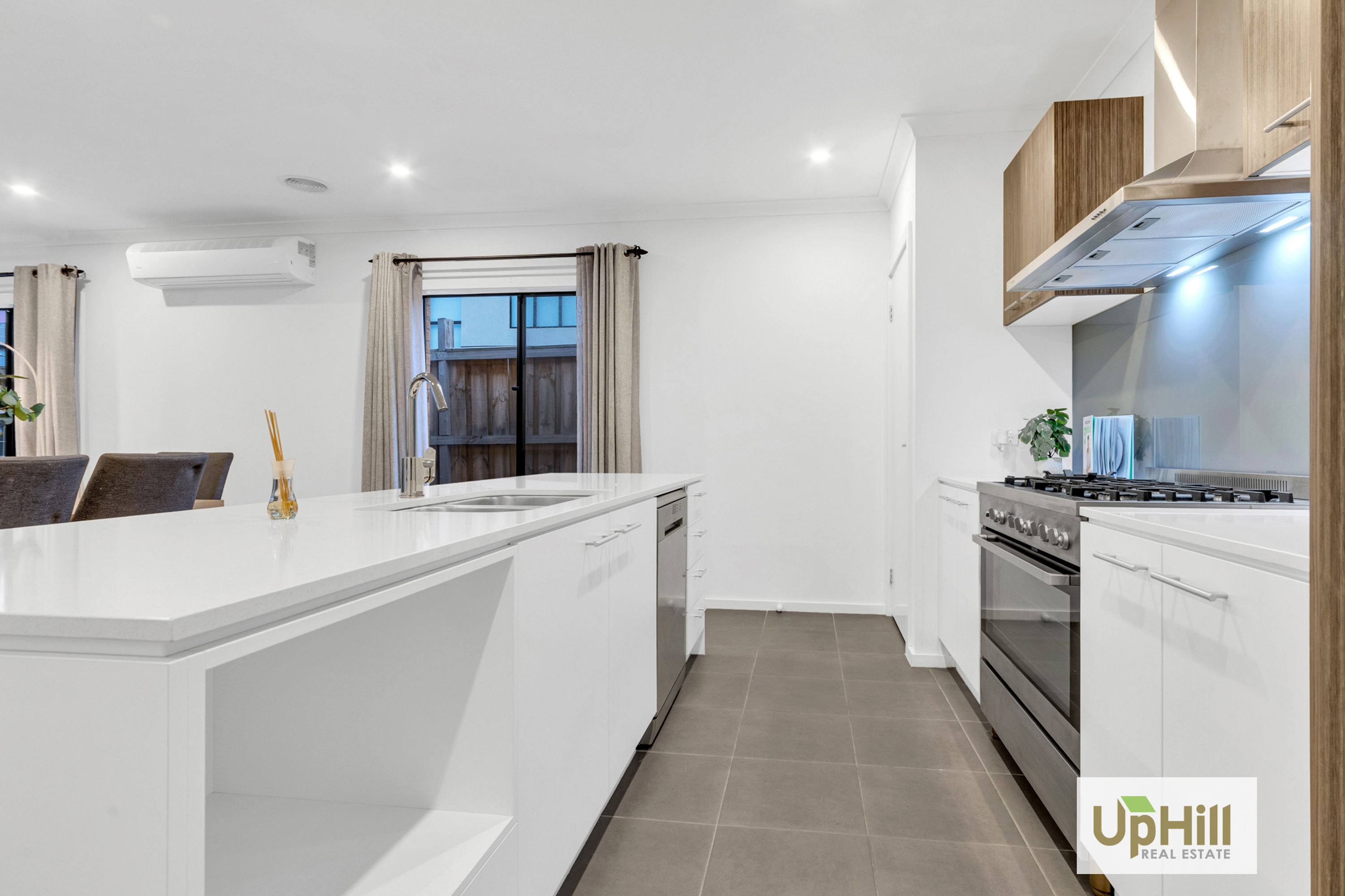 4 Castra Avenue, Clyde - Thumbnail 6