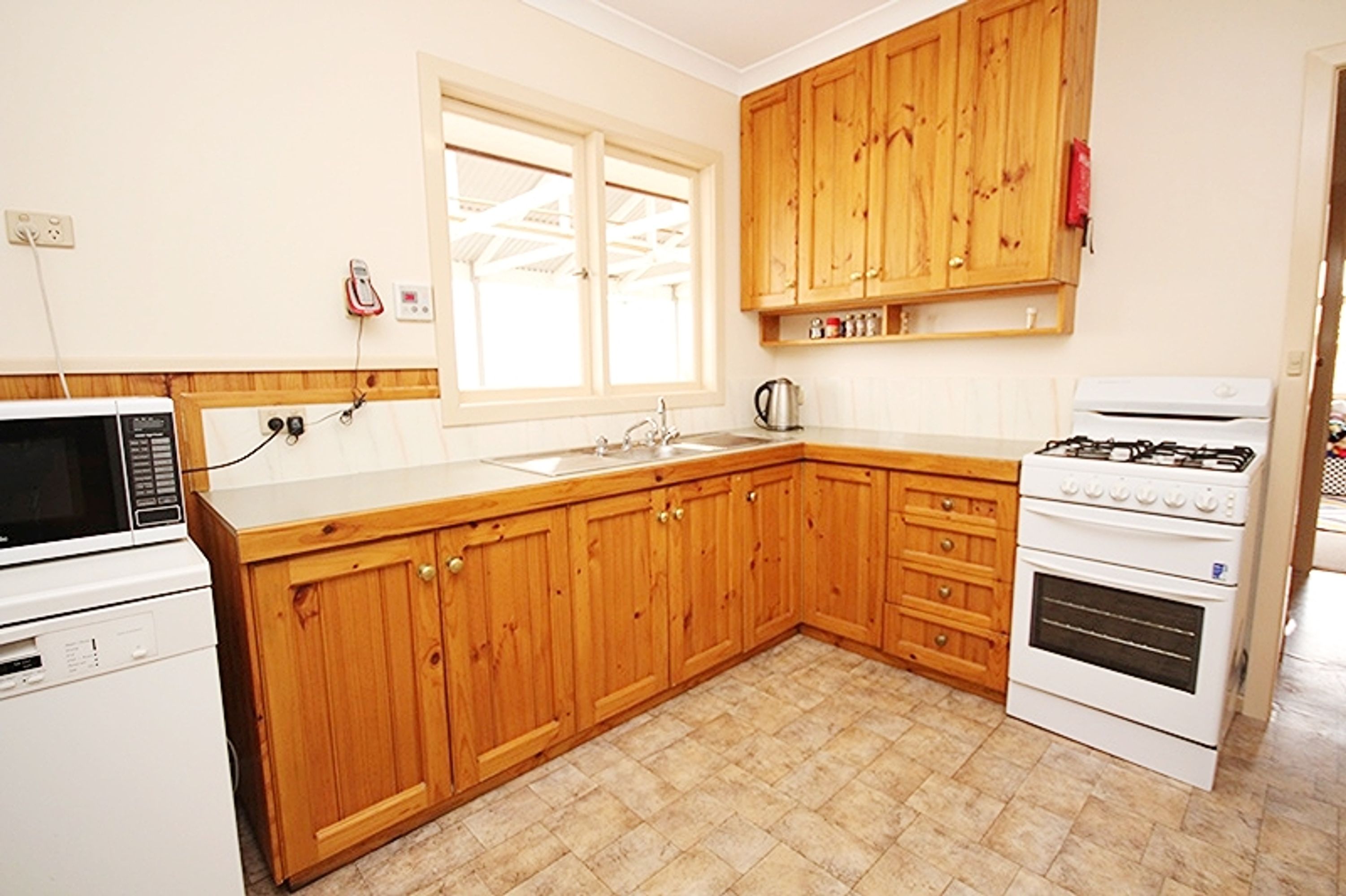 2 Davis Drive, Horsham VIC 3400, Horsham - Thumbnail 5