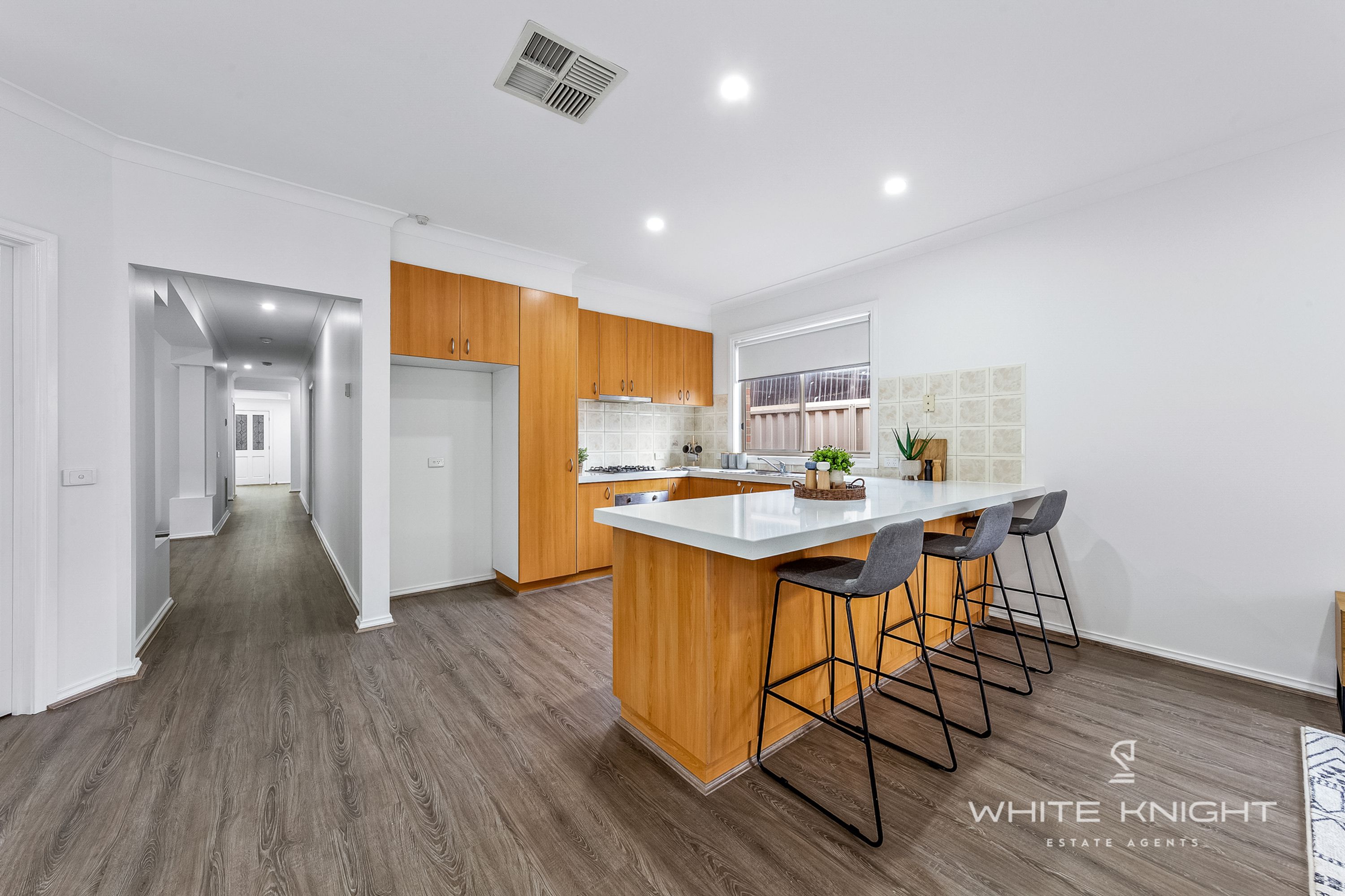 33 Blenheim Way, Caroline Springs VIC 3023, Caroline Springs - Thumbnail 6
