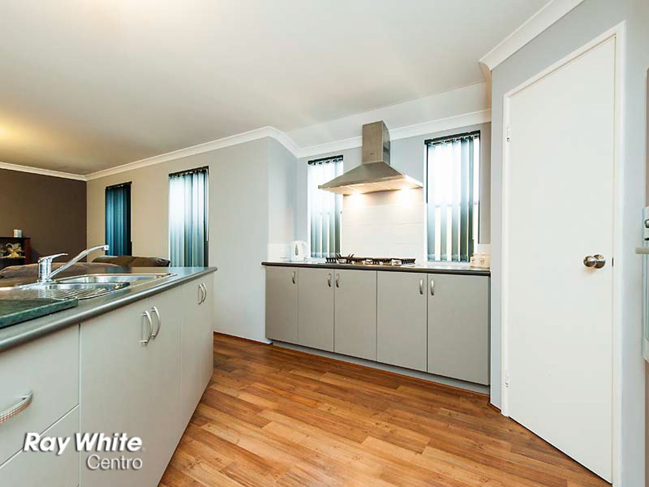 40 Ripplevale Circle, Carramar, WA 6031, Subiaco - Thumbnail 6