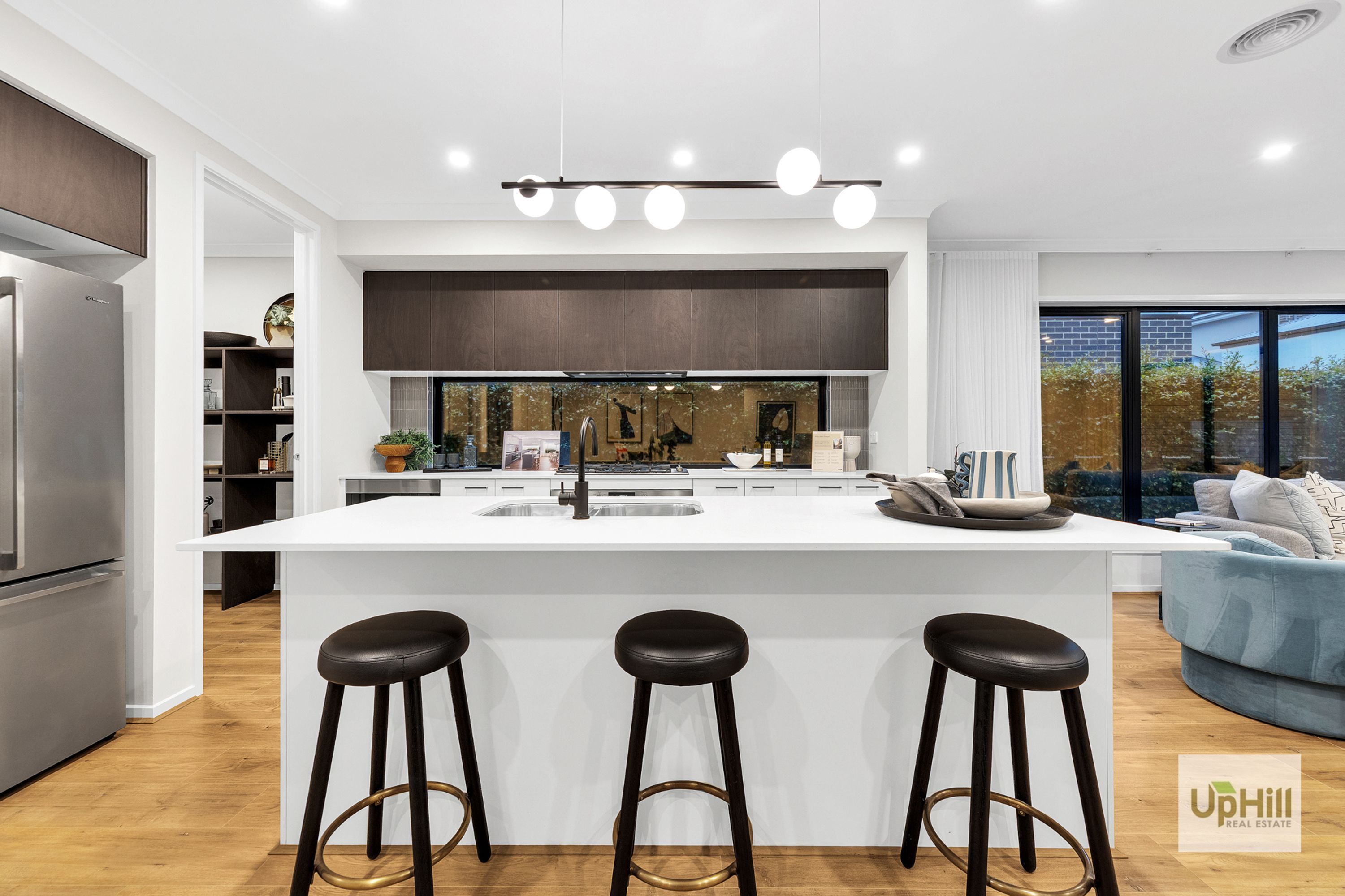 15 Kunlun Crescent, Clyde North - Thumbnail 6