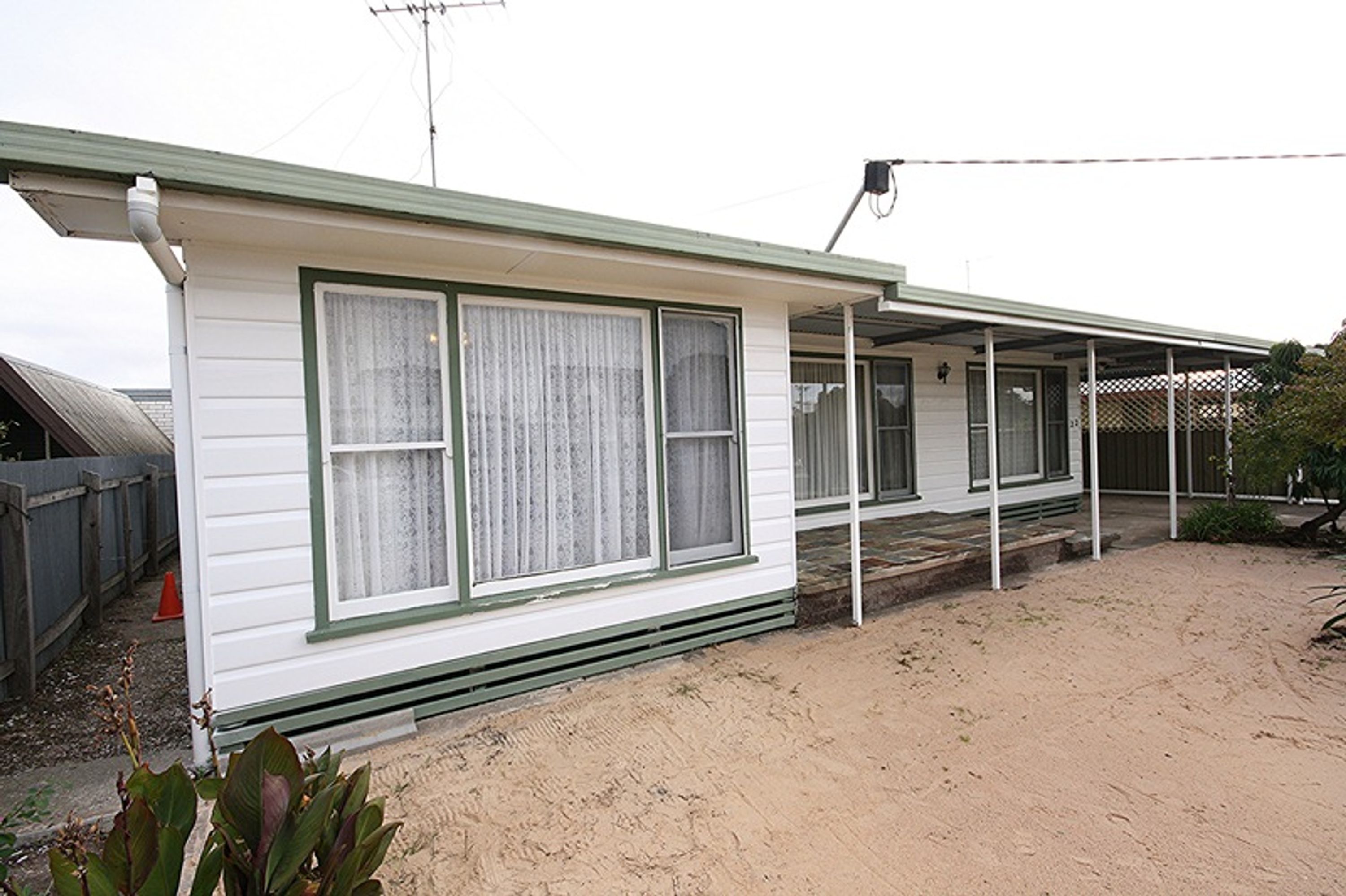 22 Mathoura Street, Horsham VIC 3400