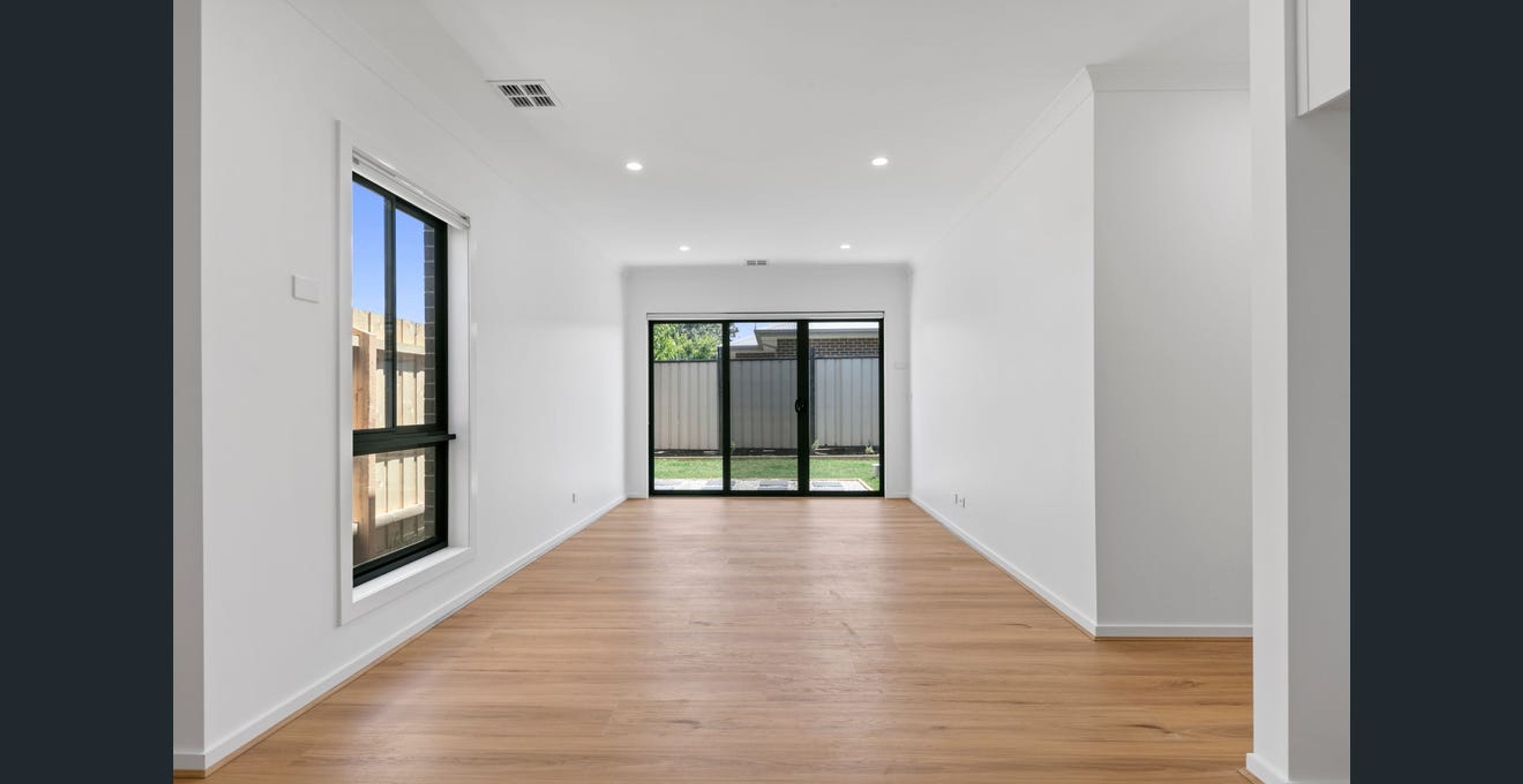 2/61 Manfred Avenue, St Albans VIC 3021, St Albans - Thumbnail 4
