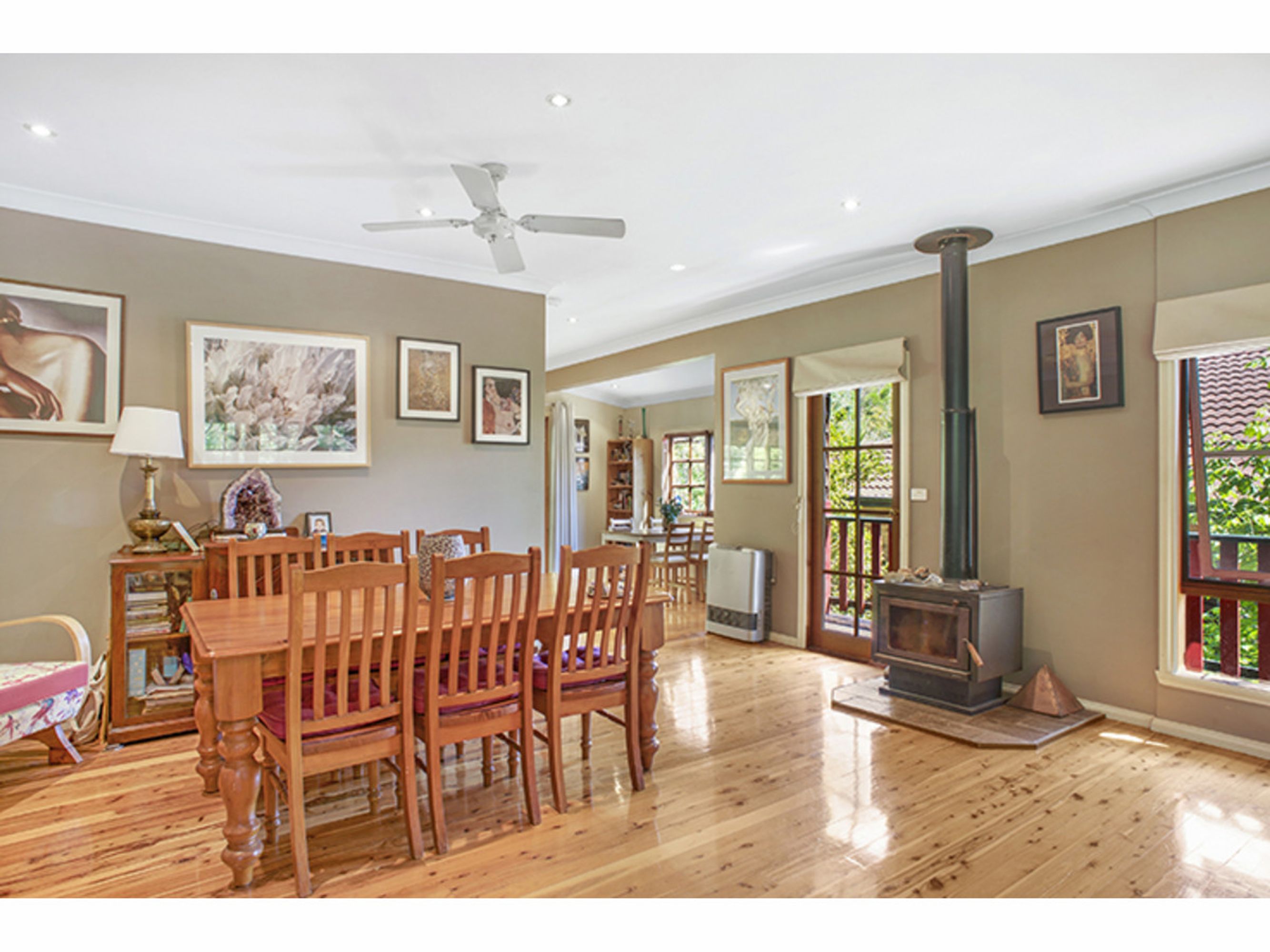 6 Talbot Road, Hazelbrook - Thumbnail 4