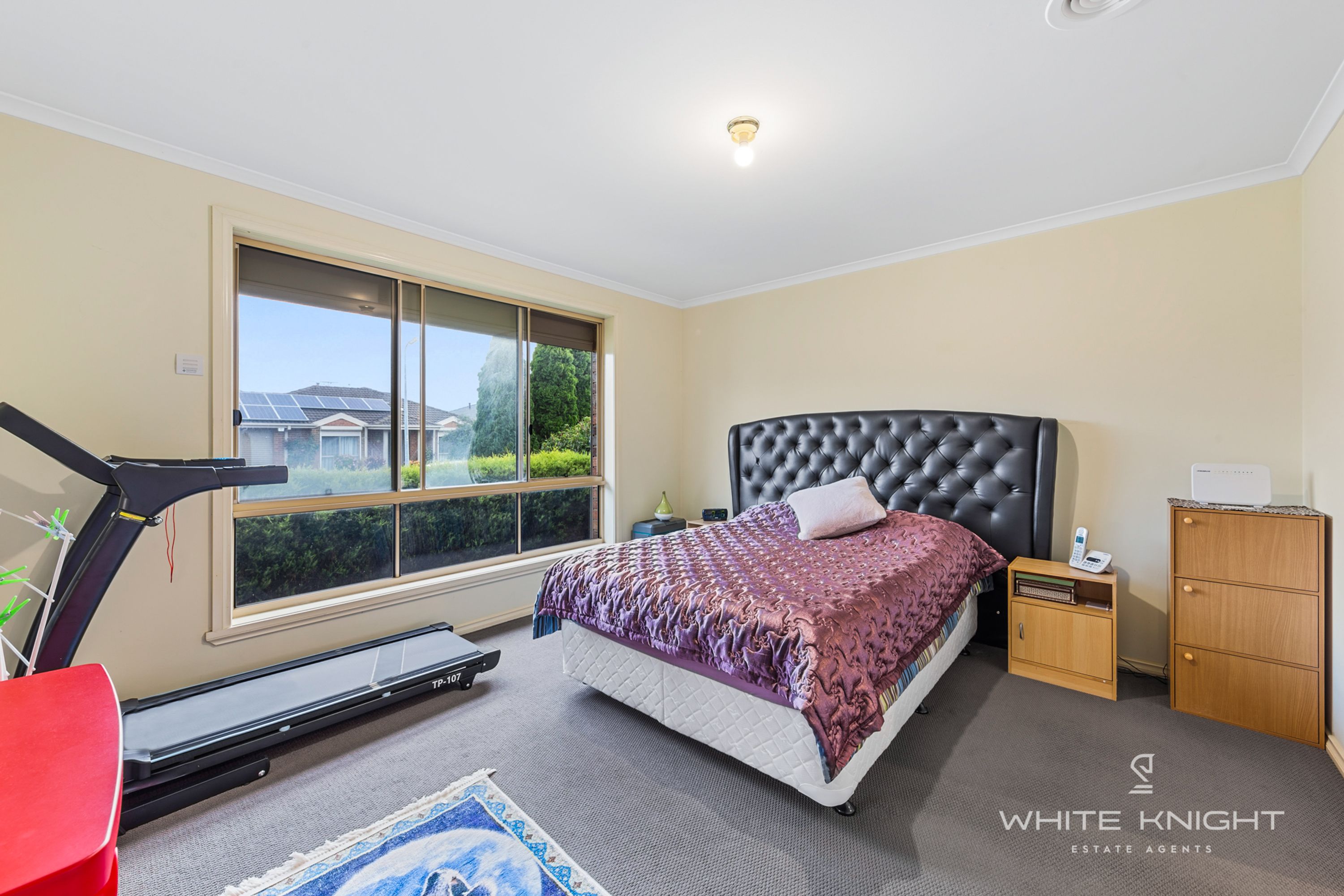 4 Tannaroo Crescent, Delahey VIC 3037, Delahey - Thumbnail 5