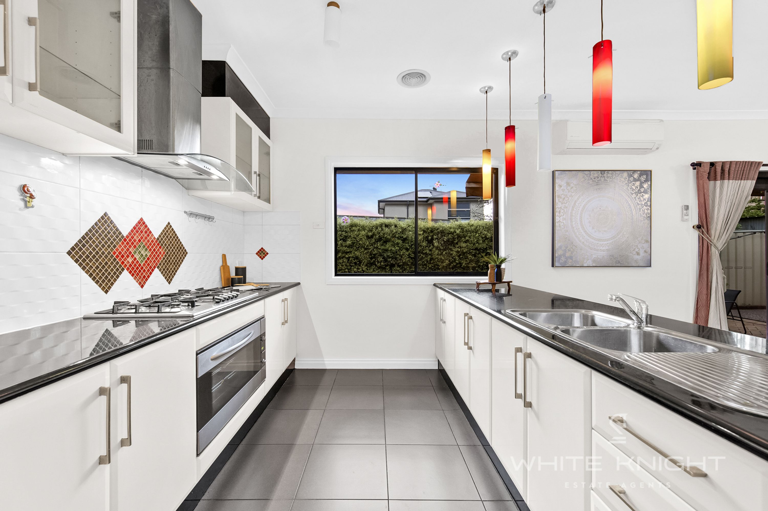 2/33 Glyndon Avenue, St Albans VIC 3021, St Albans - Thumbnail 6
