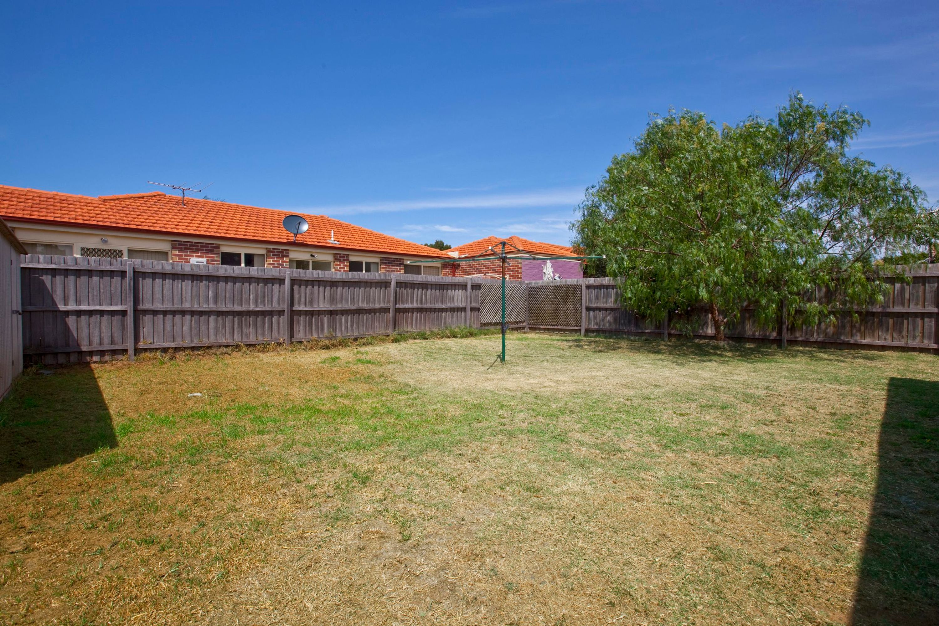 33 Danube Drive, Werribee, VIC 3030, Werribee - Thumbnail 5
