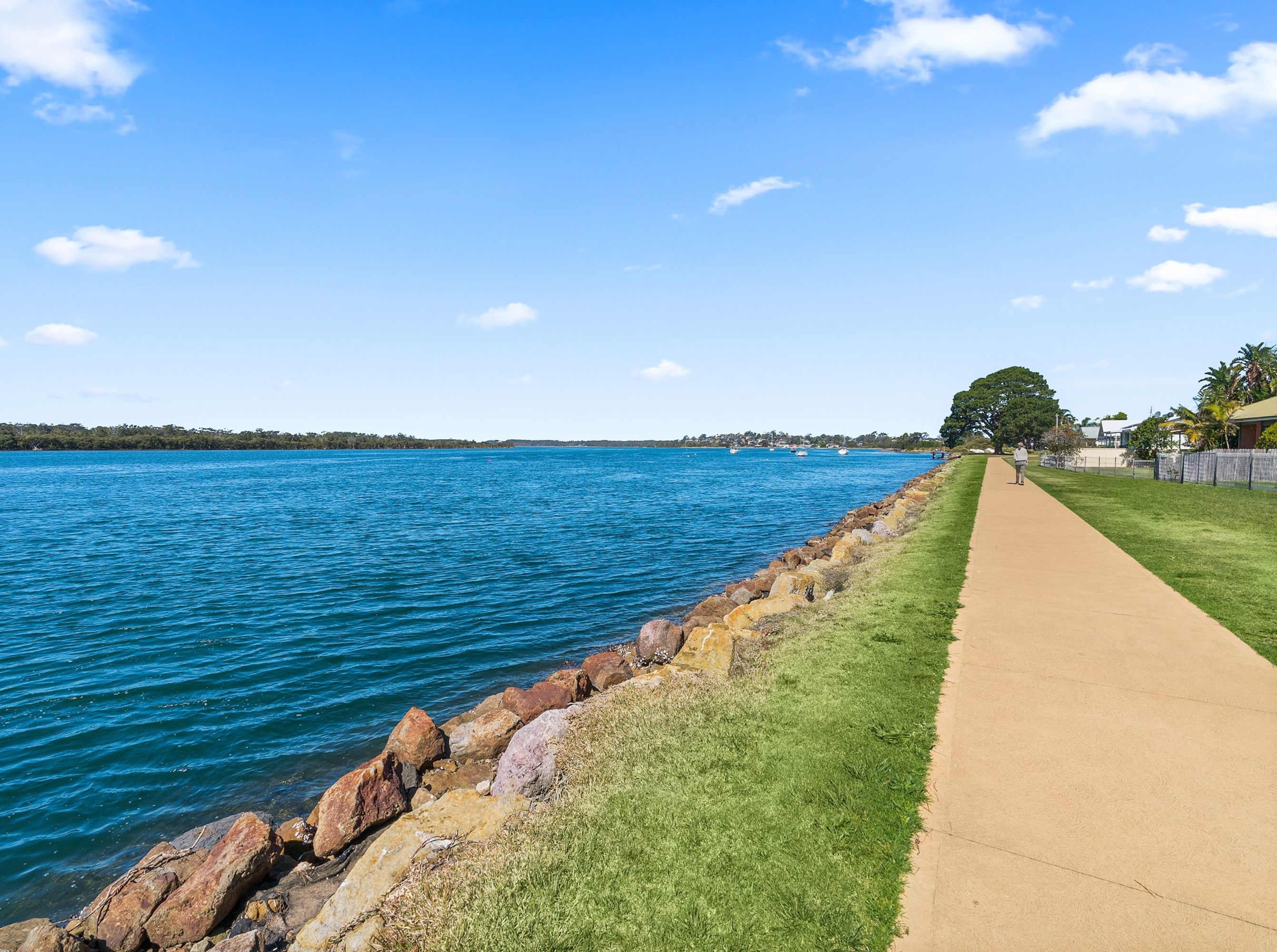 39 Adelaide Street, Greenwell Point, Greenwell Point - Thumbnail 2
