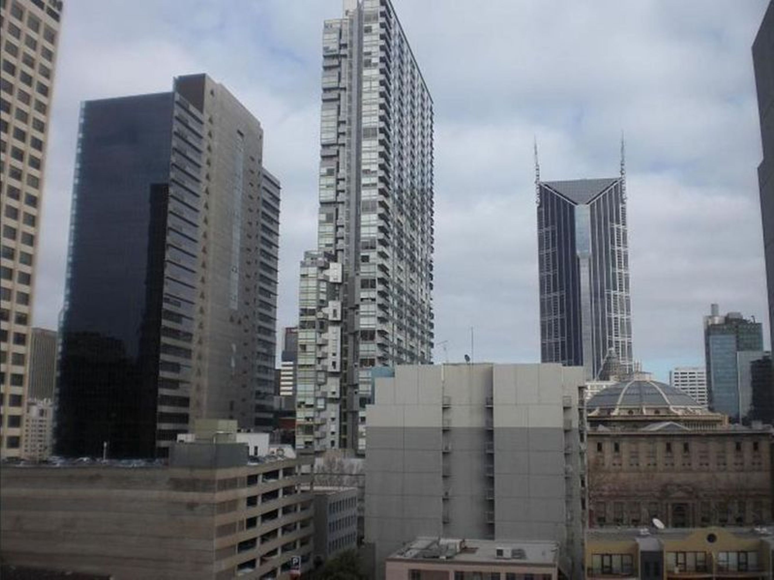 705/8 Exploration Lane, Melbourne - Thumbnail 7