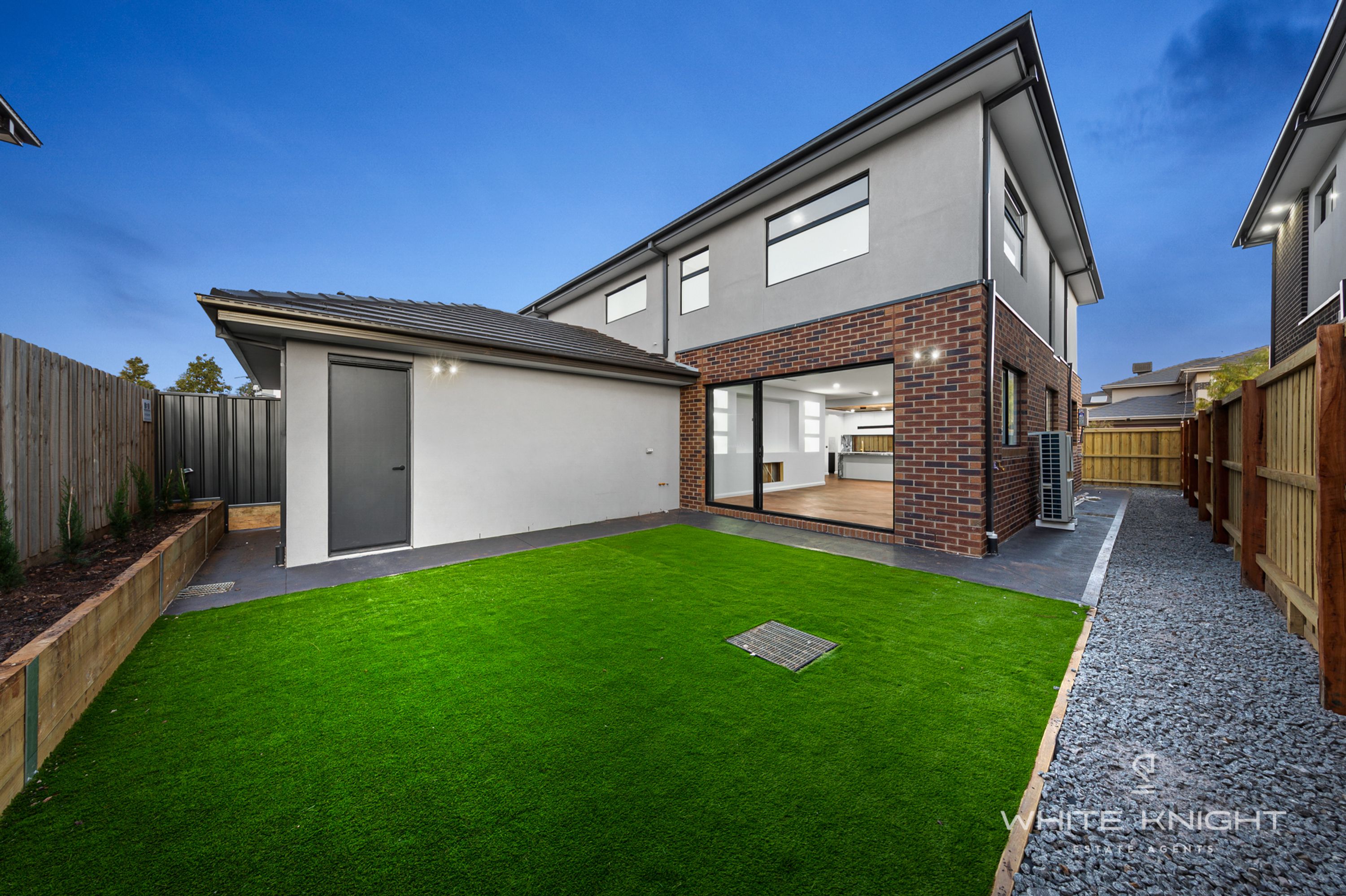 10 Frontier Avenue, Aintree VIC 3336, Aintree - Thumbnail 3