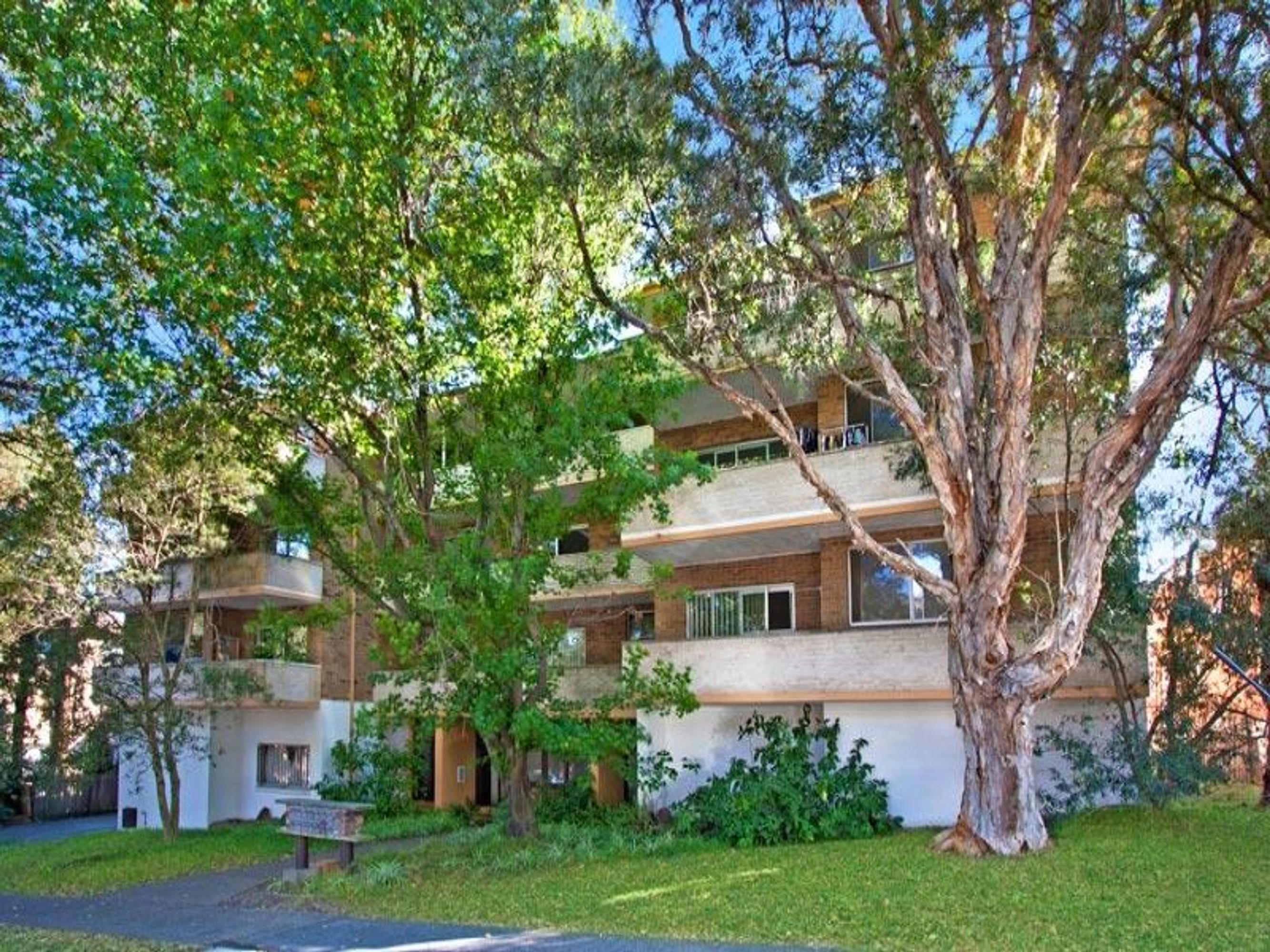 13/23-27 St Georges Pde, Hurstville, Hurstville - Thumbnail 2