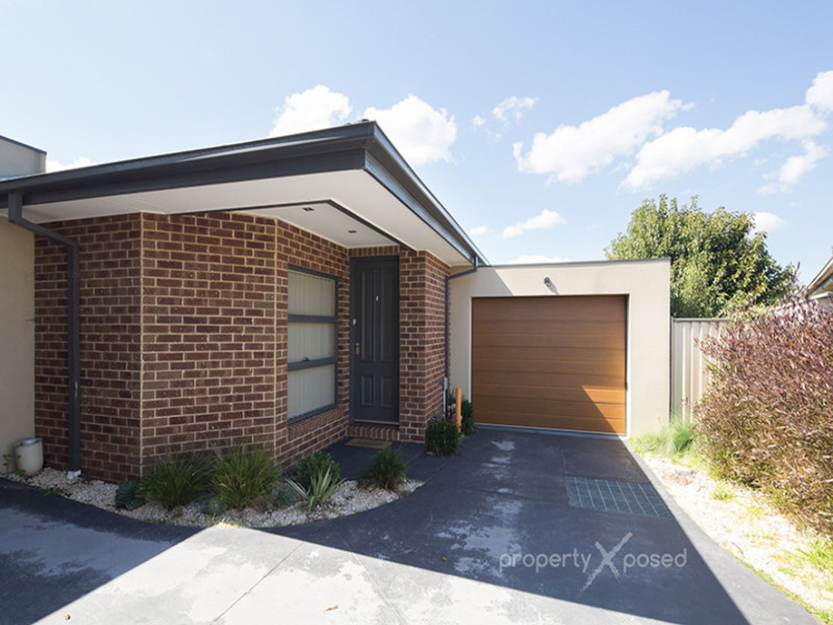 4/159 Gladstone Road