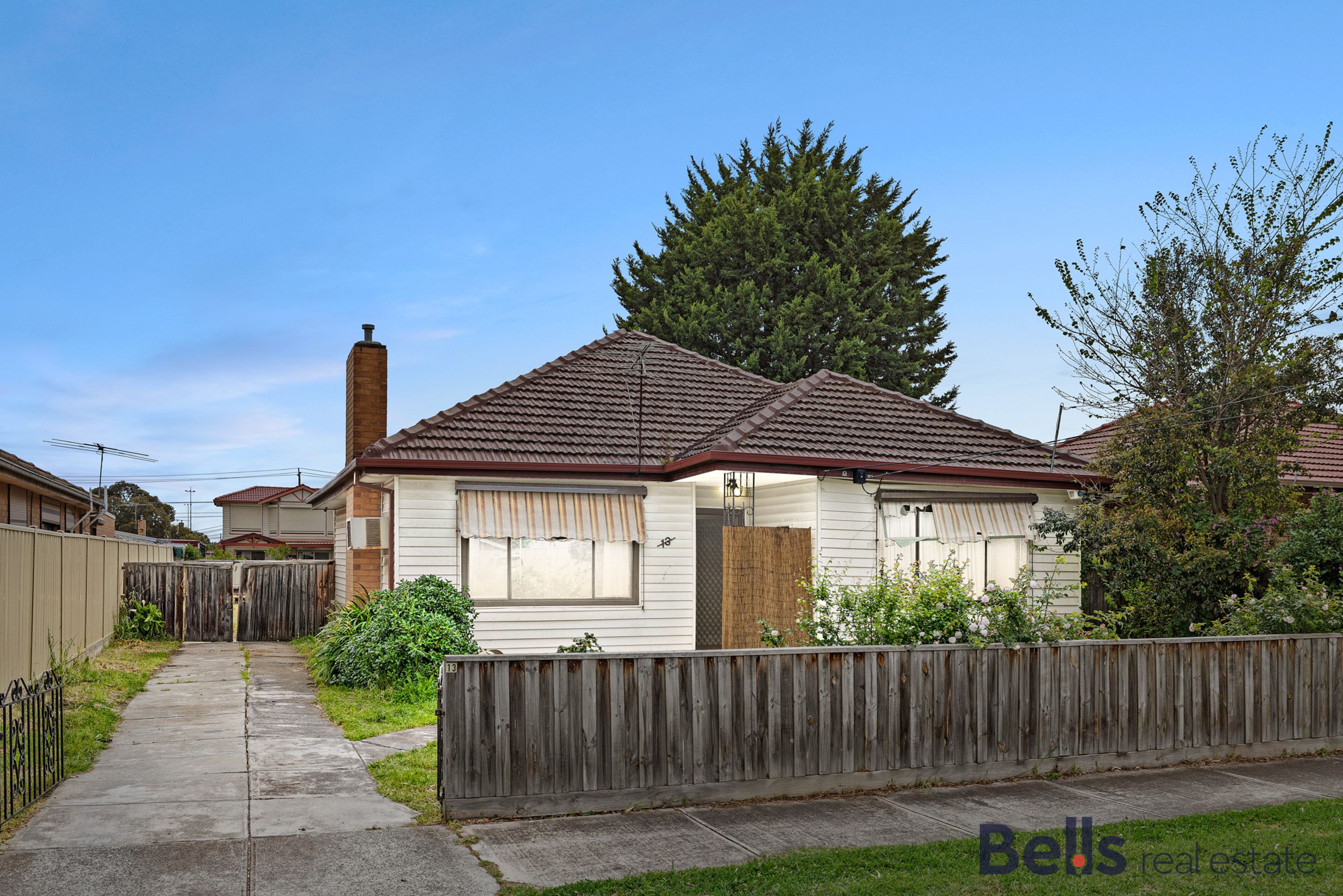 13 Baynton Avenue, Sunshine North - Thumbnail 3