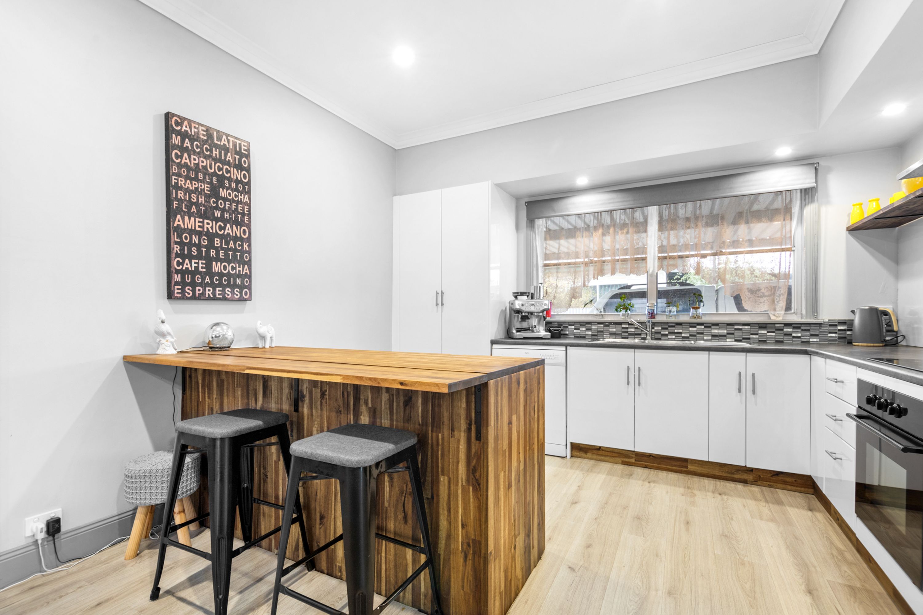 26 Cecil Street, Horsham VIC 3400, Horsham - Thumbnail 2