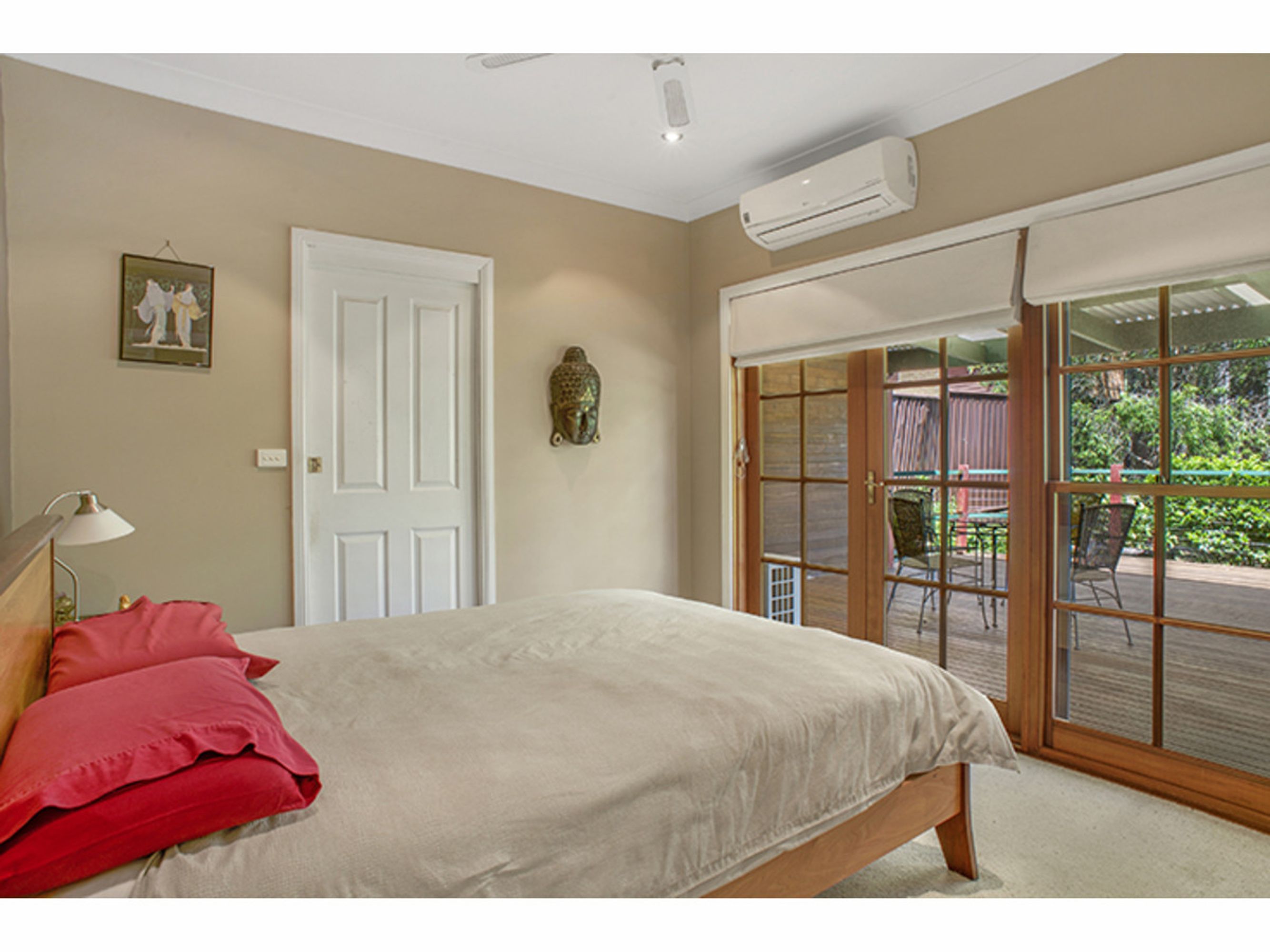 6 Talbot Road, Hazelbrook - Thumbnail 6