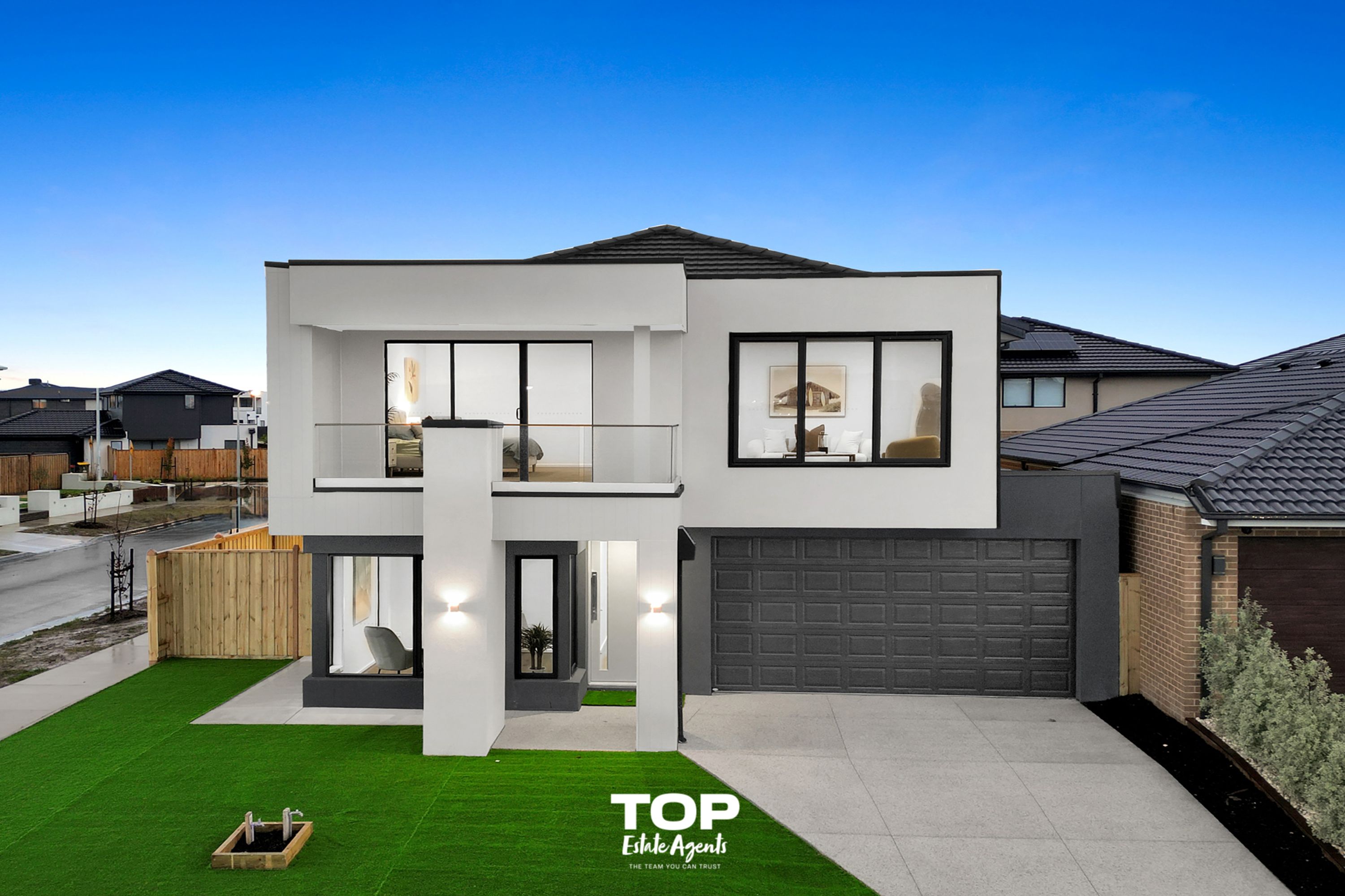 43 Golden Gate Drive, Clyde North - Thumbnail 2
